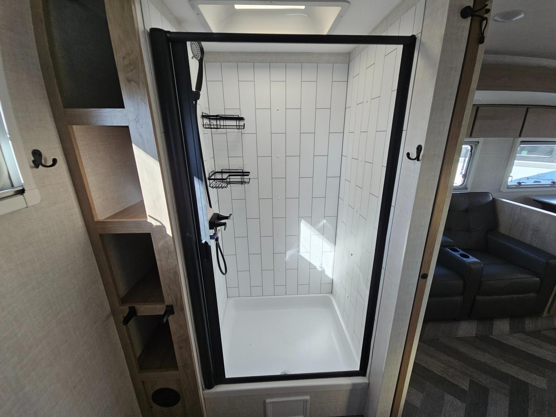 2023 Ember 2023 Ember Touring Edition - thumbnail 32