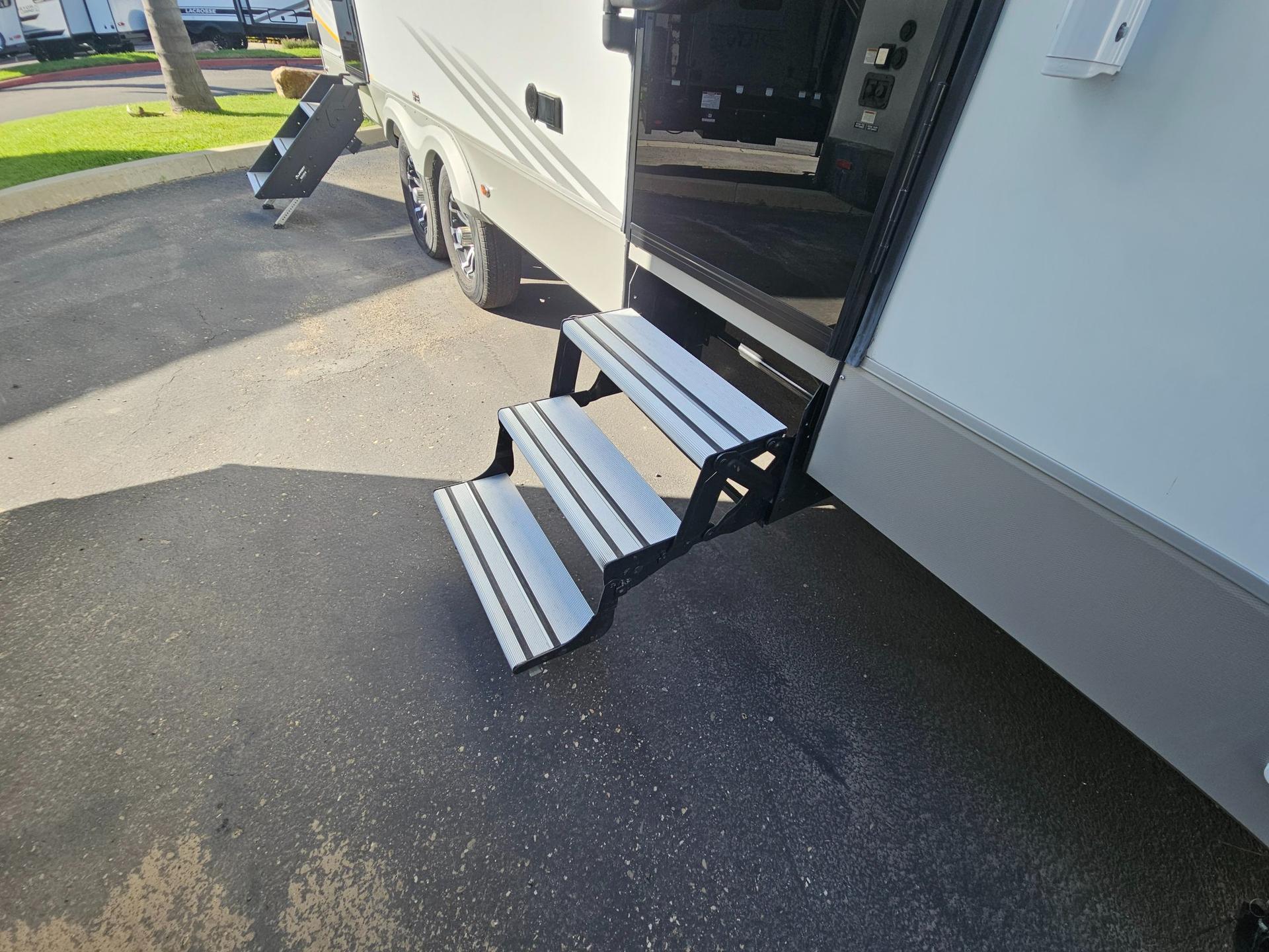 2023 Ember 2023 Ember Touring Edition - thumbnail 43