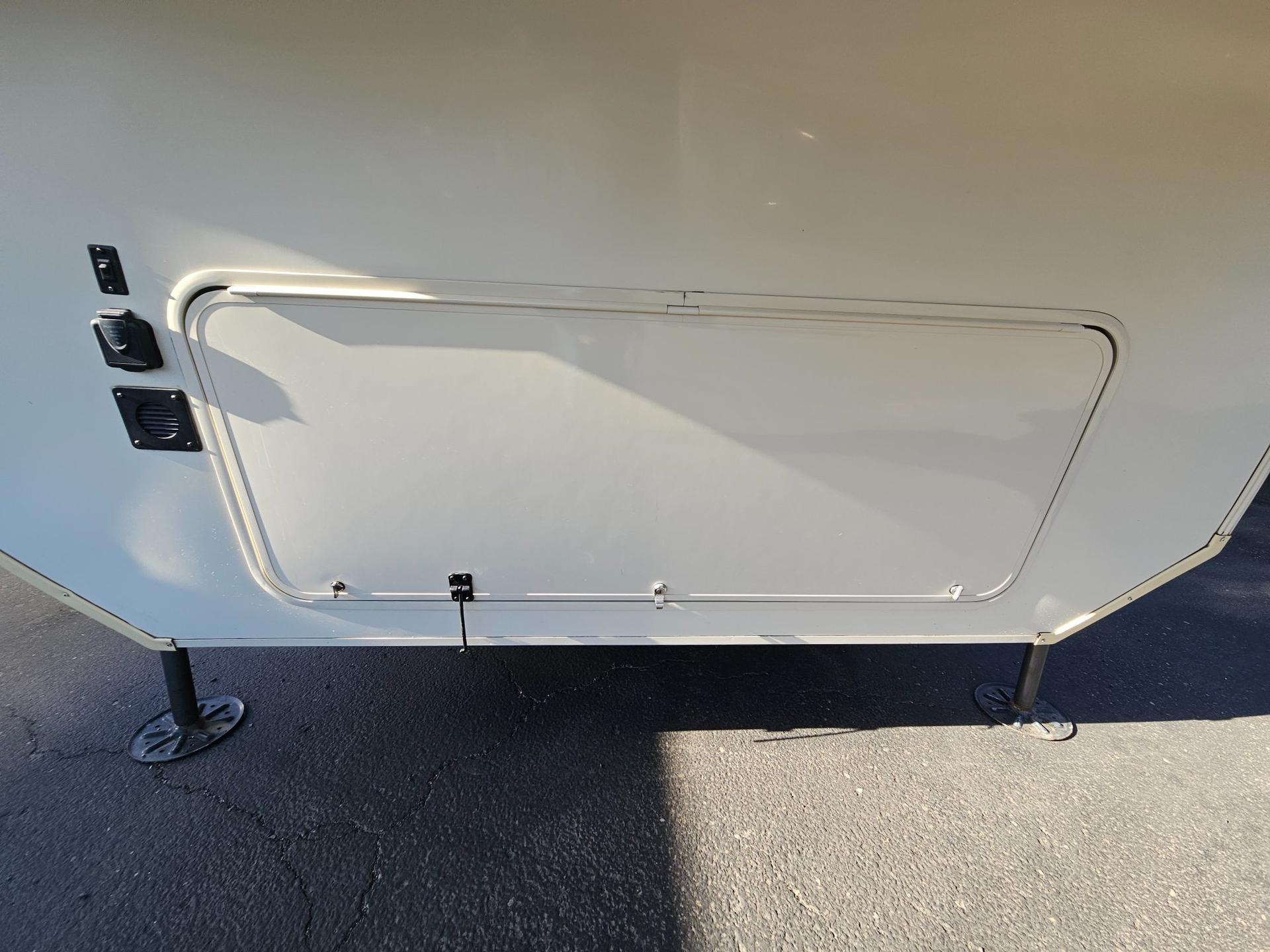 2020 Grand Design 2020 Grand Design Solitude - thumbnail 44