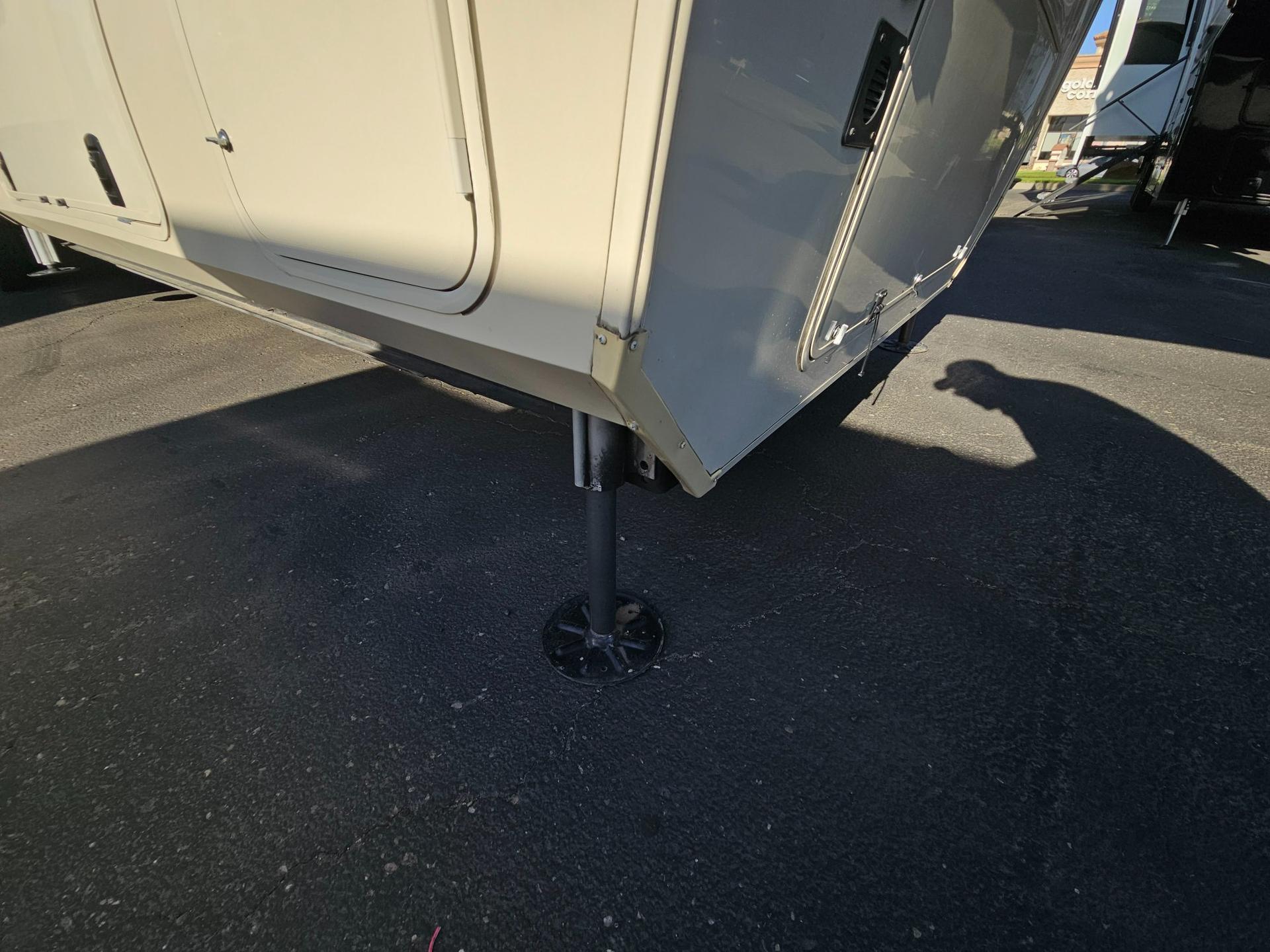 2020 Grand Design 2020 Grand Design Solitude - thumbnail 45