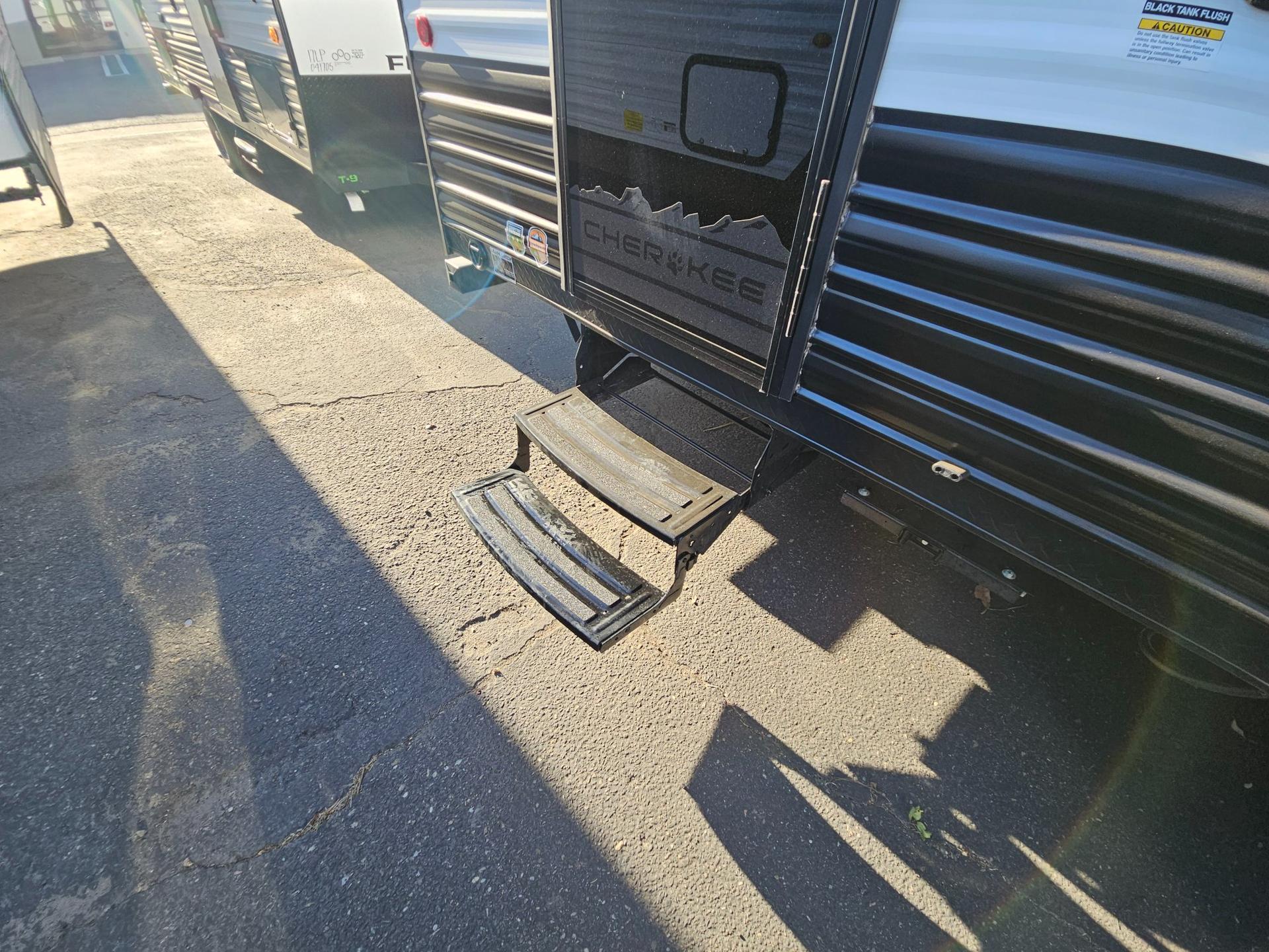 2026 Forest River RV 2026 Forest River RV Cherokee Grey Wolf - thumbnail 15