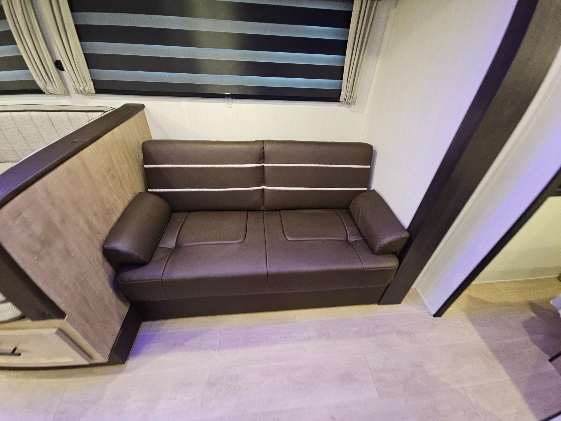 2026 Forest River RV 2026 Forest River RV Cherokee Grey Wolf - thumbnail 25