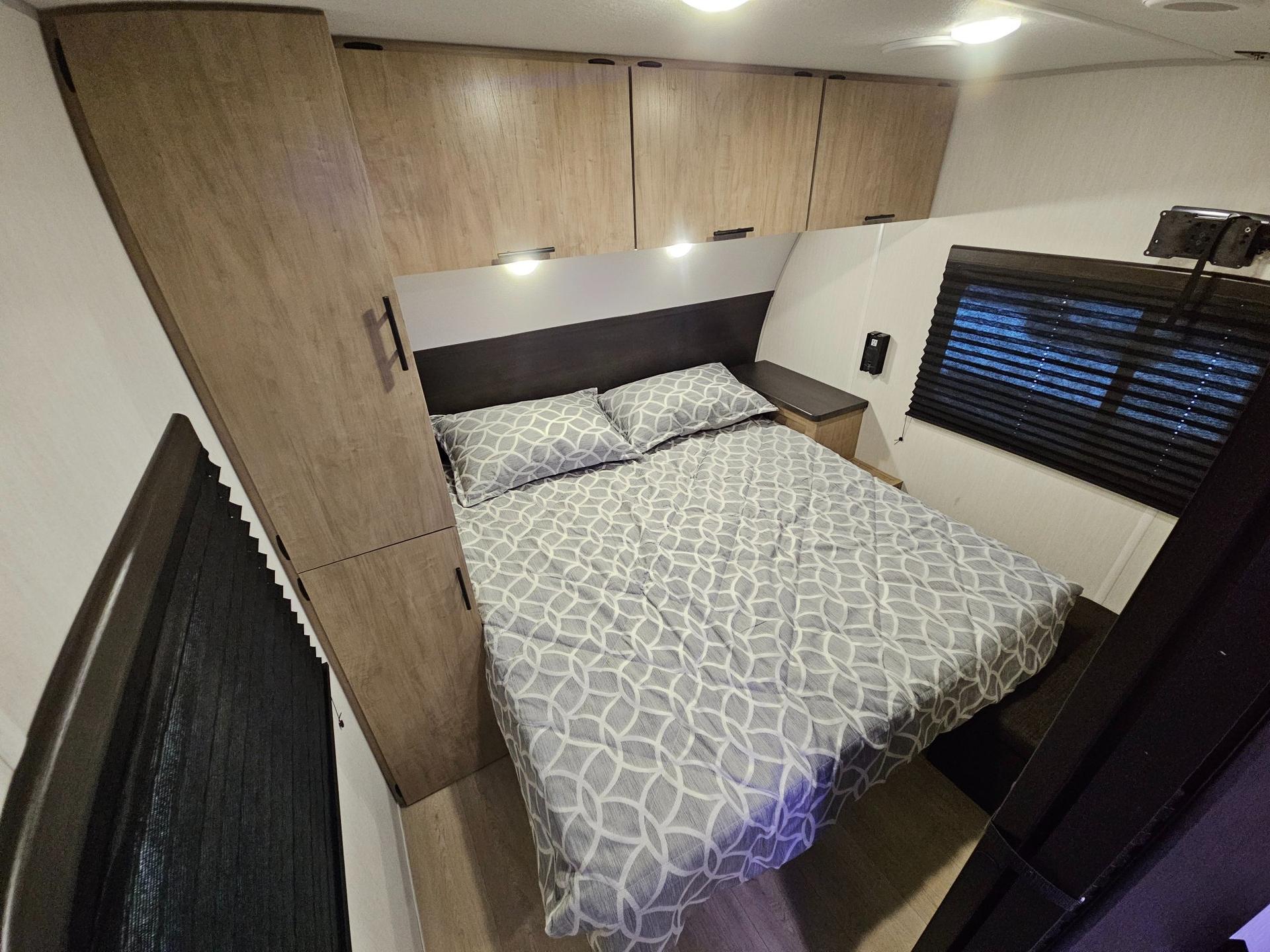 2026 Forest River RV 2026 Forest River RV Cherokee Grey Wolf - thumbnail 39