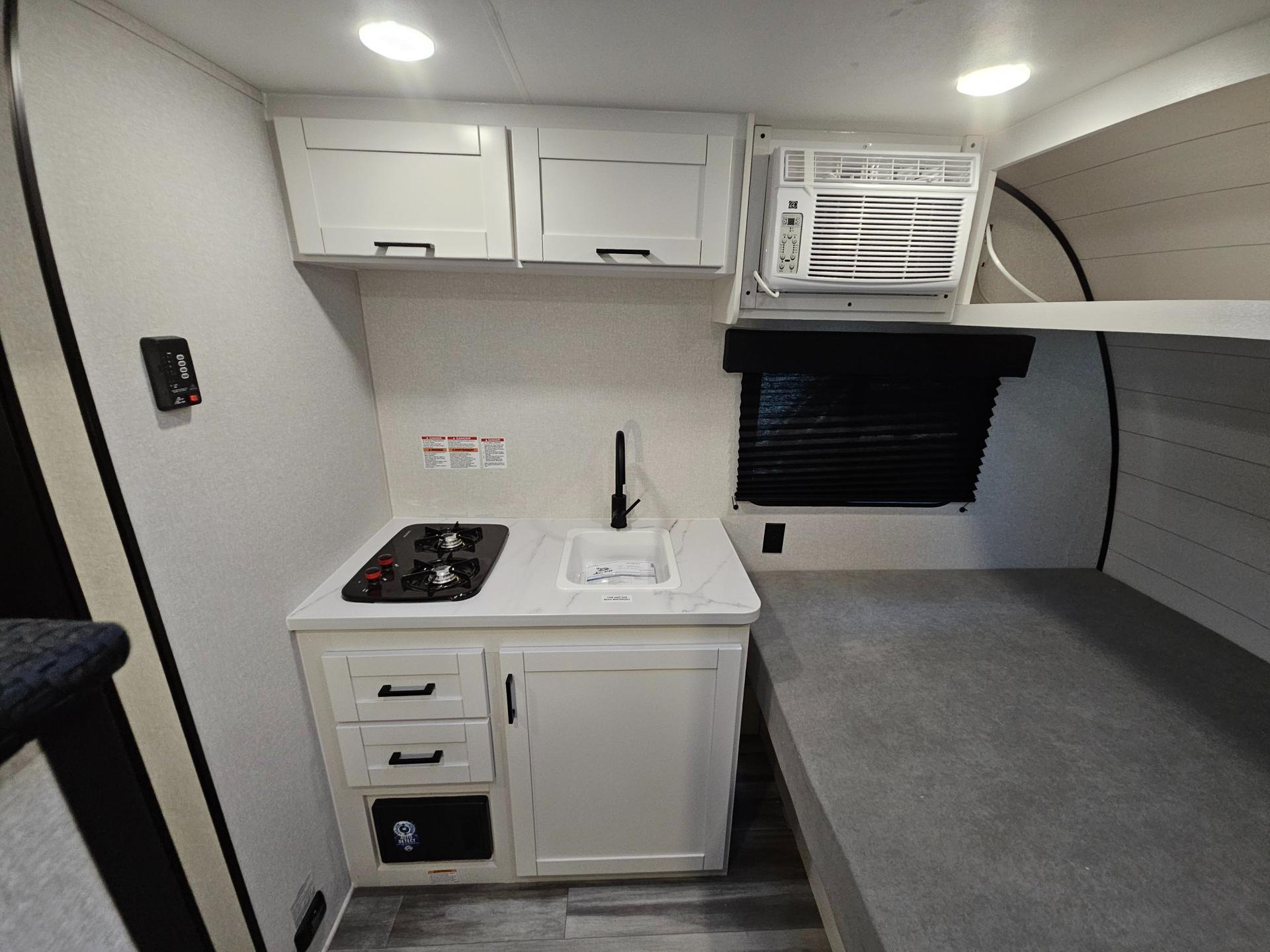 2026 Jayco 2026 Jayco Jay Flight SLX - thumbnail 10