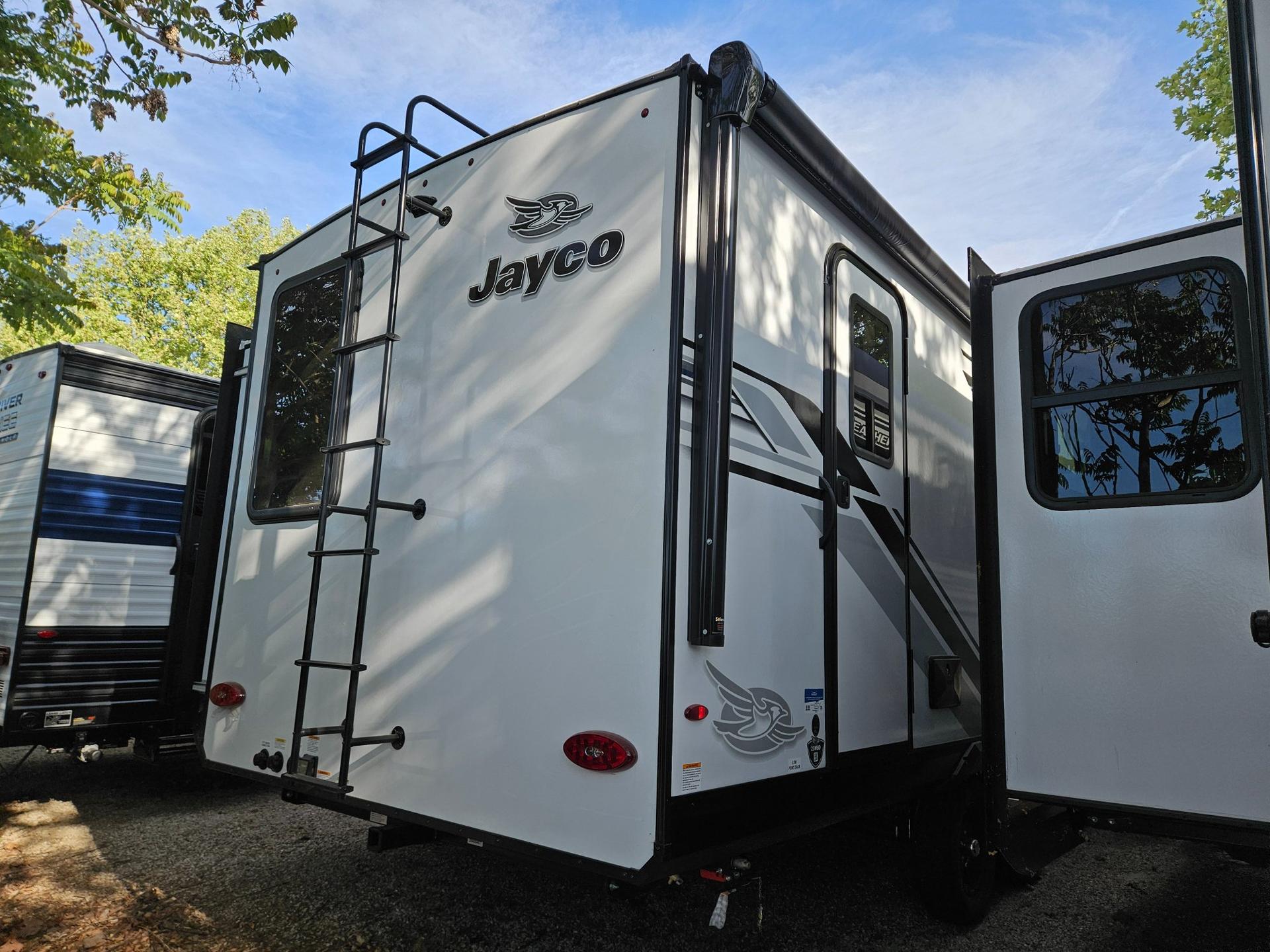 2026 Jayco 2026 Jayco Jay Feather - thumbnail 3