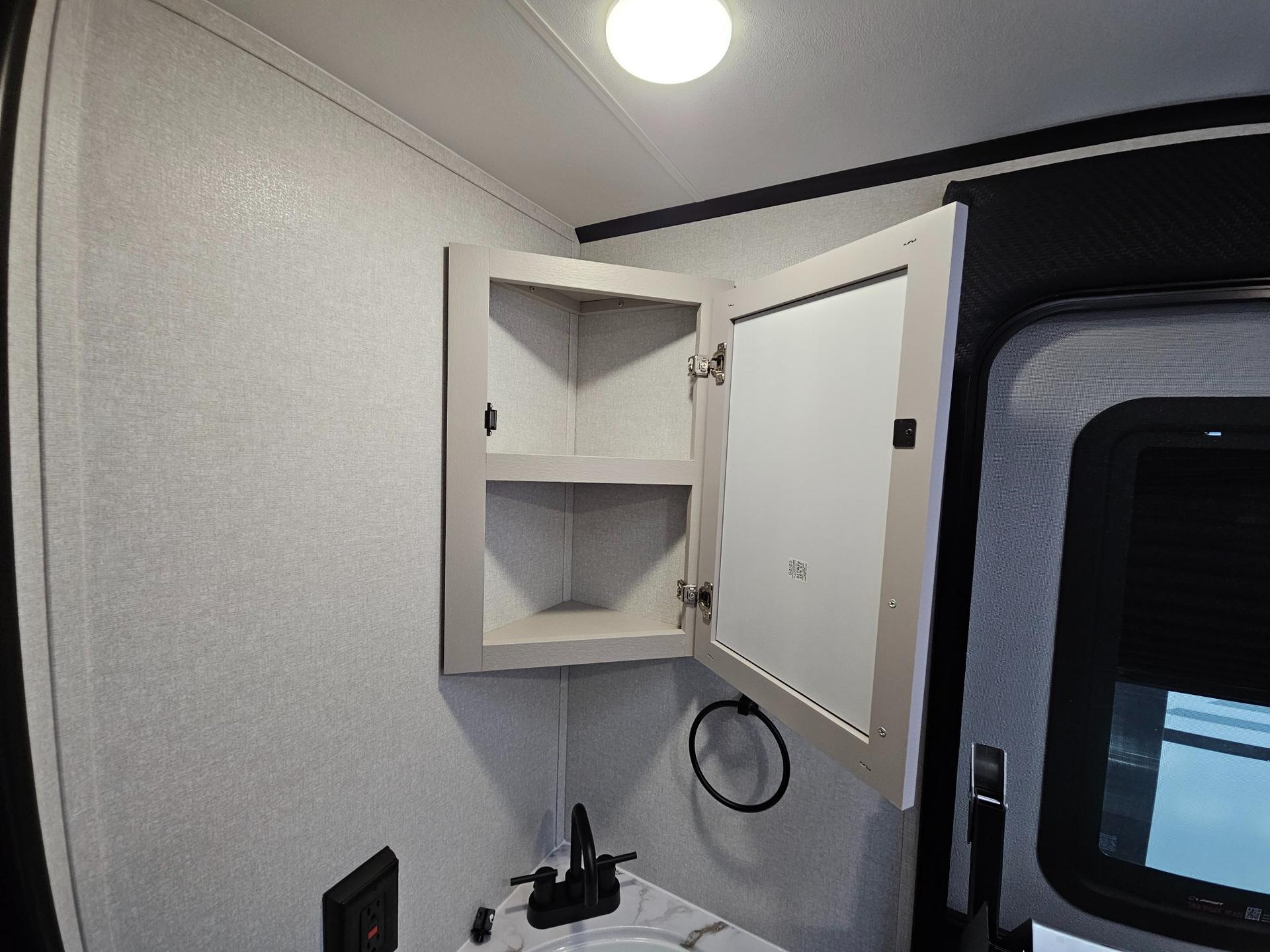 2026 Jayco 2026 Jayco Jay Feather - thumbnail 31