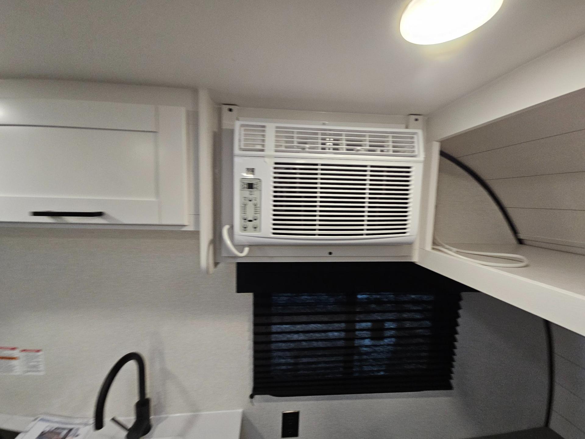 2026 Jayco 2026 Jayco Jay Flight SLX - thumbnail 8