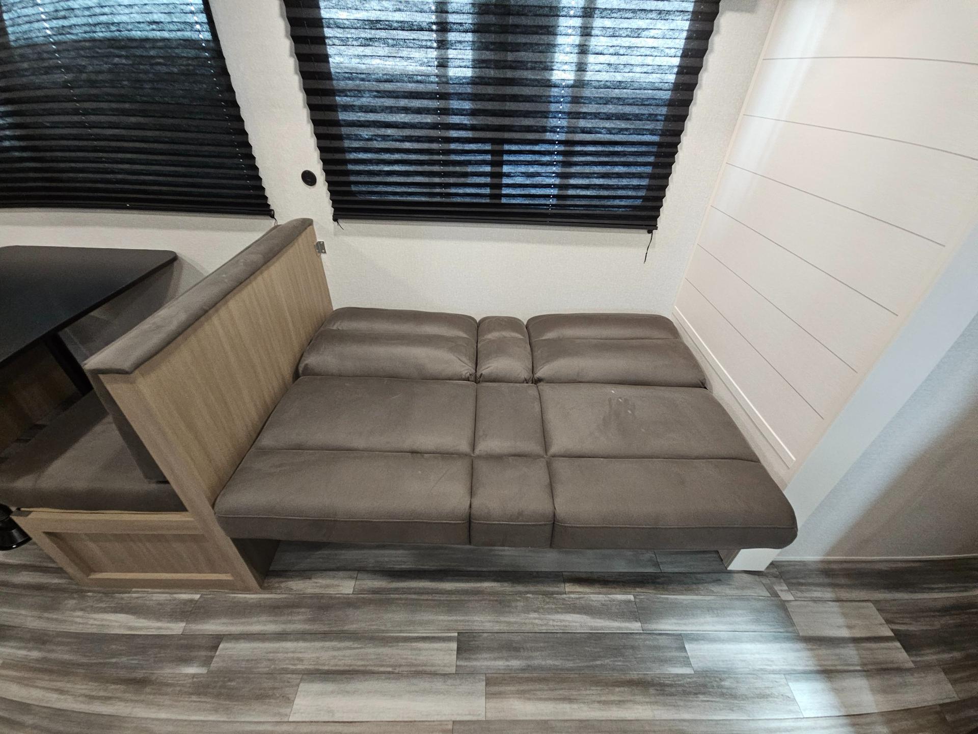 2026 Jayco 2026 Jayco Jay Flight SLX - thumbnail 8