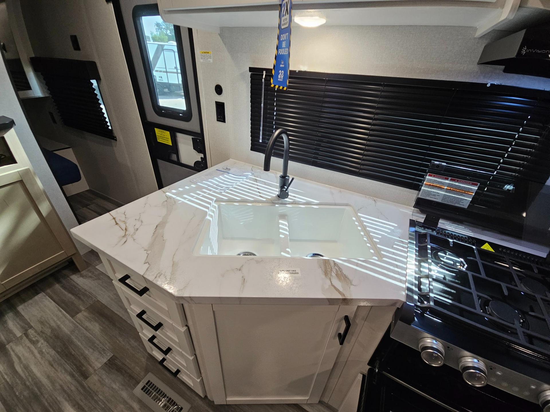 2026 Jayco 2026 Jayco Jay Flight SLX - thumbnail 18