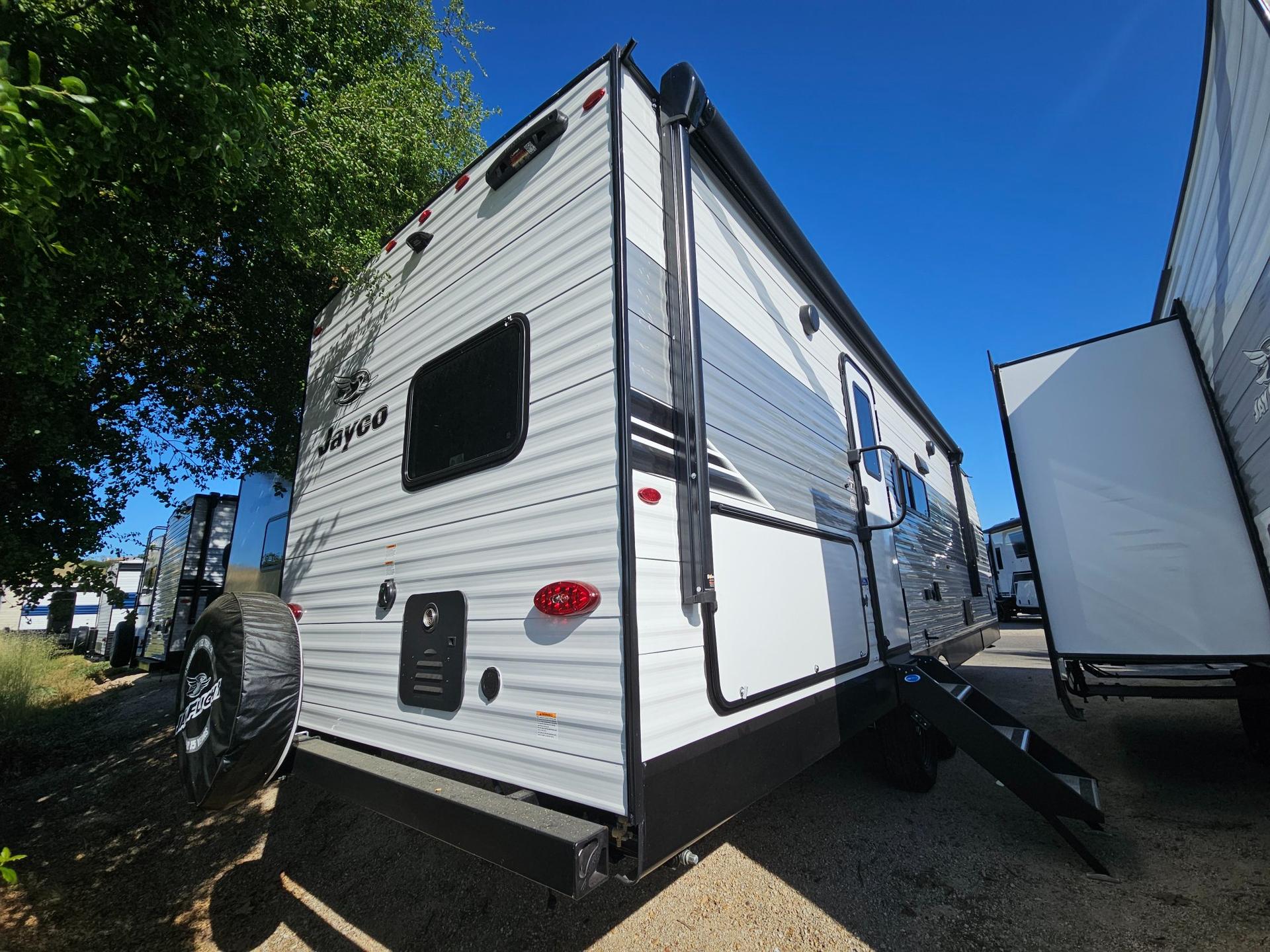 2026 Jayco 2026 Jayco Jay Flight SLX - thumbnail 3