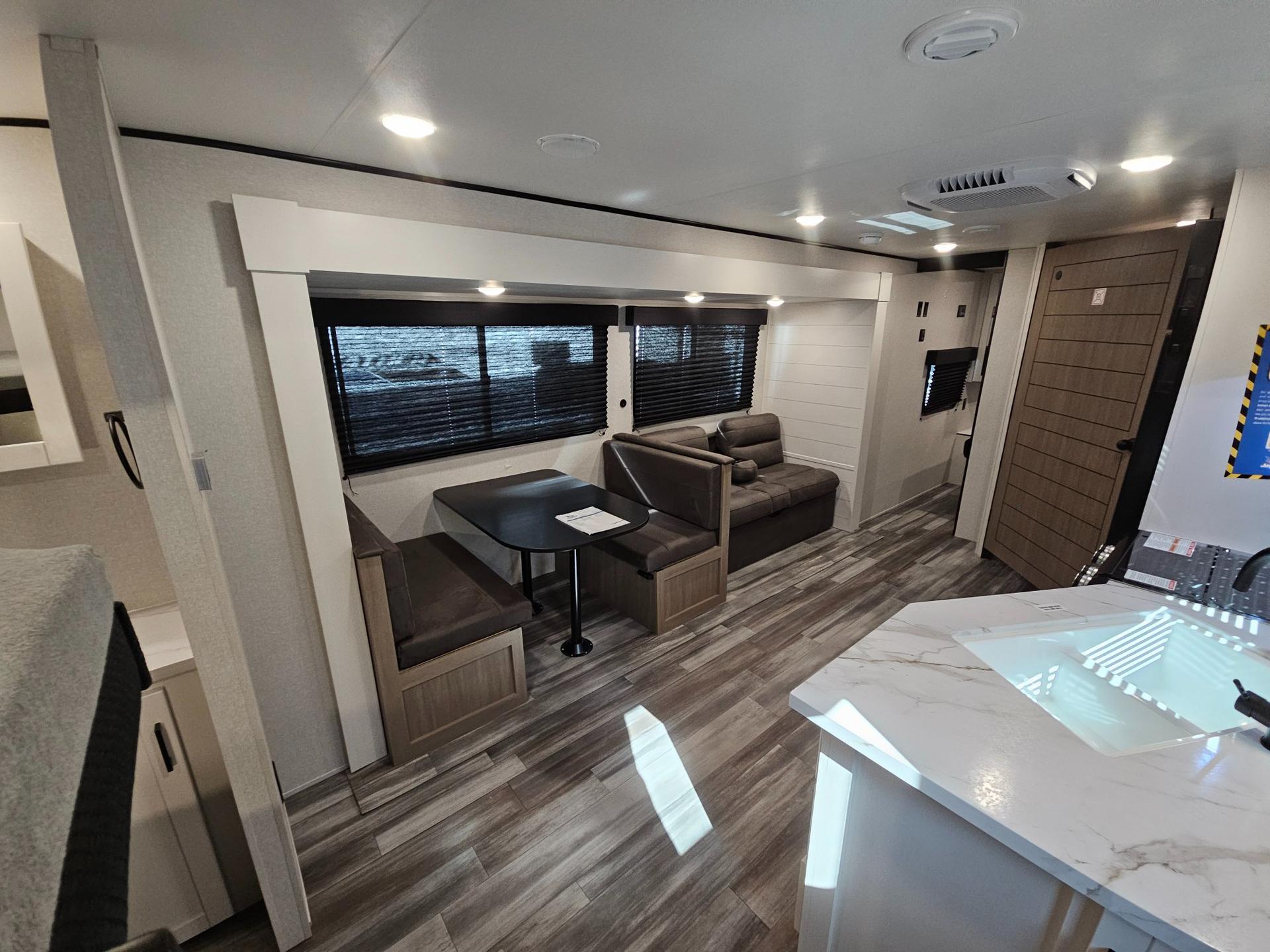 2026 Jayco 2026 Jayco Jay Flight SLX - thumbnail 6