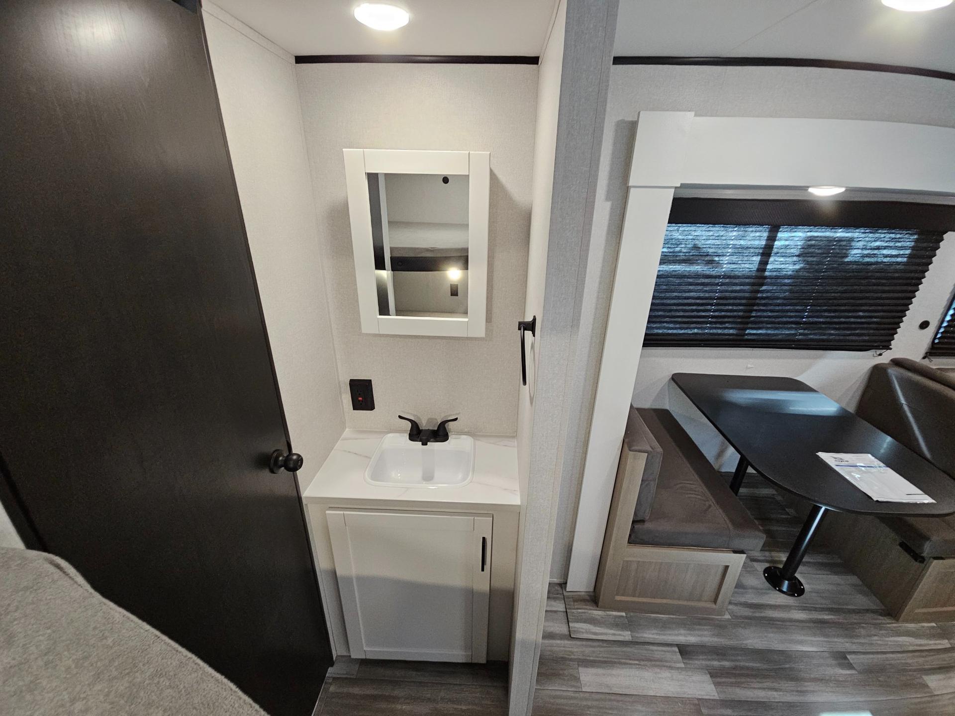 2026 Jayco 2026 Jayco Jay Flight SLX - thumbnail 21