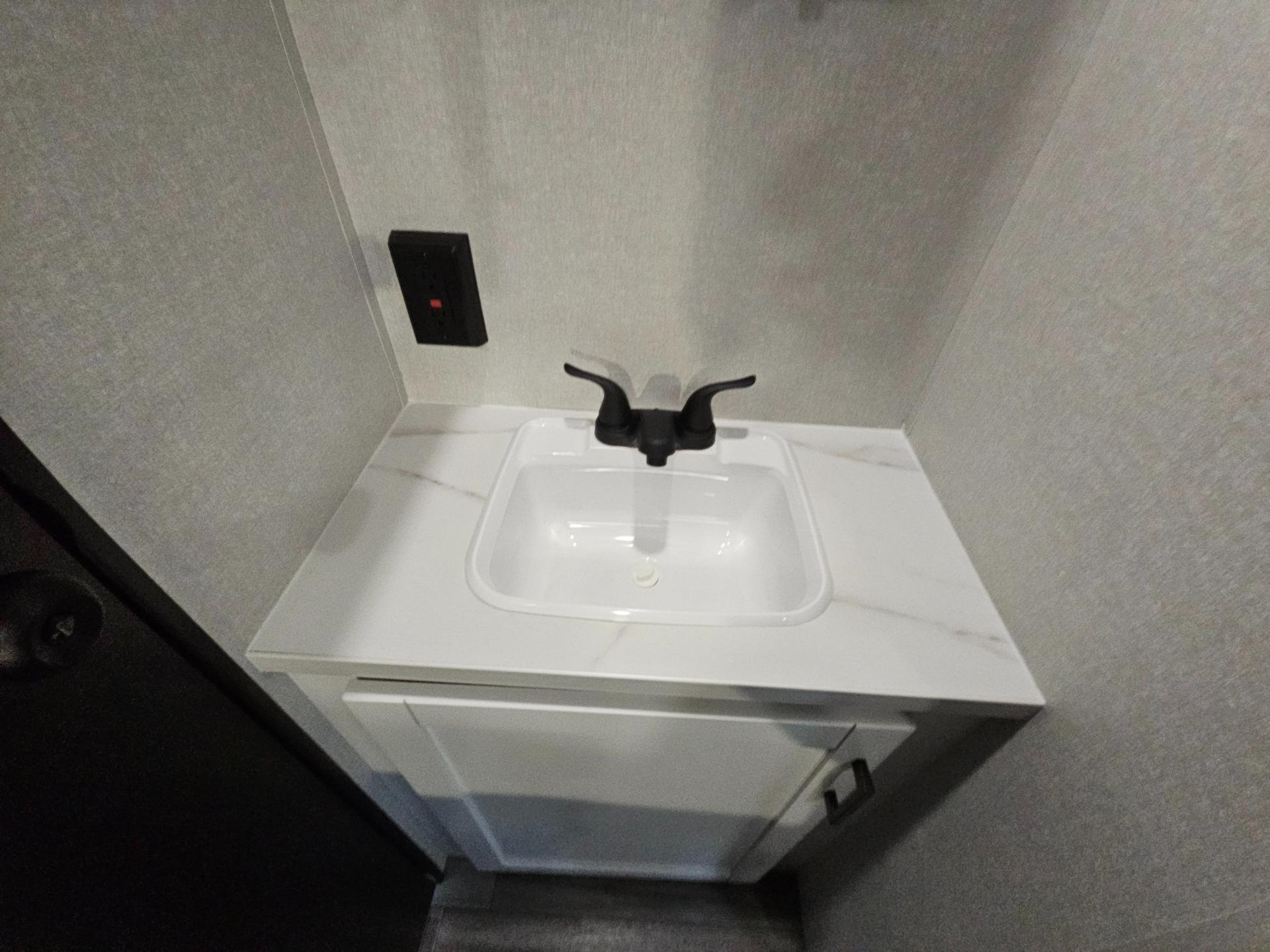 2026 Jayco 2026 Jayco Jay Flight SLX - thumbnail 23