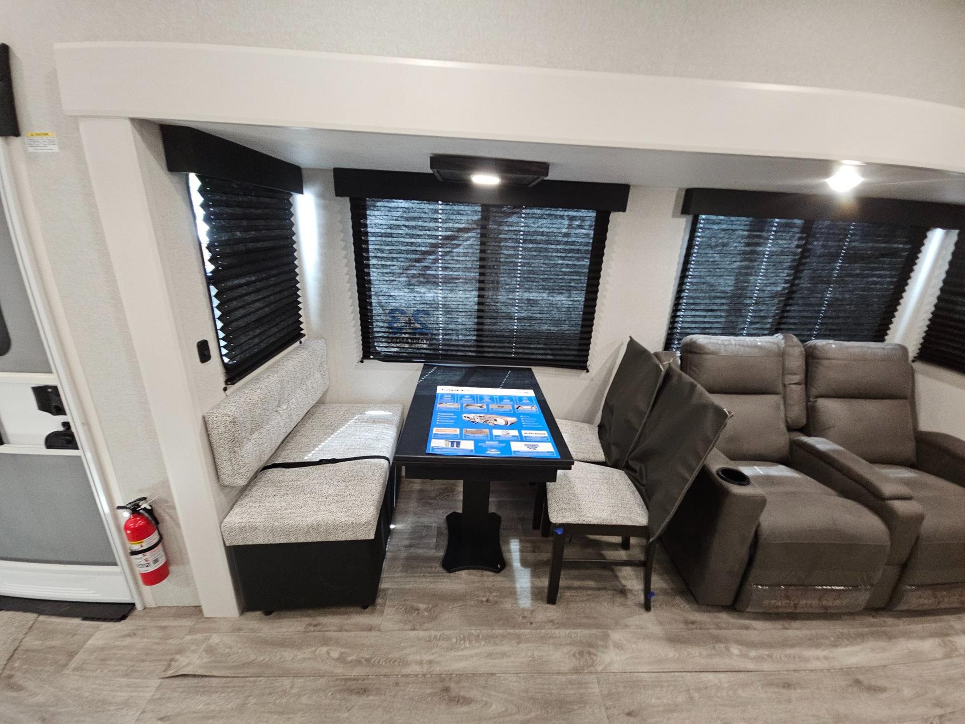 2026 Jayco 2026 Jayco Eagle SLE - thumbnail 8