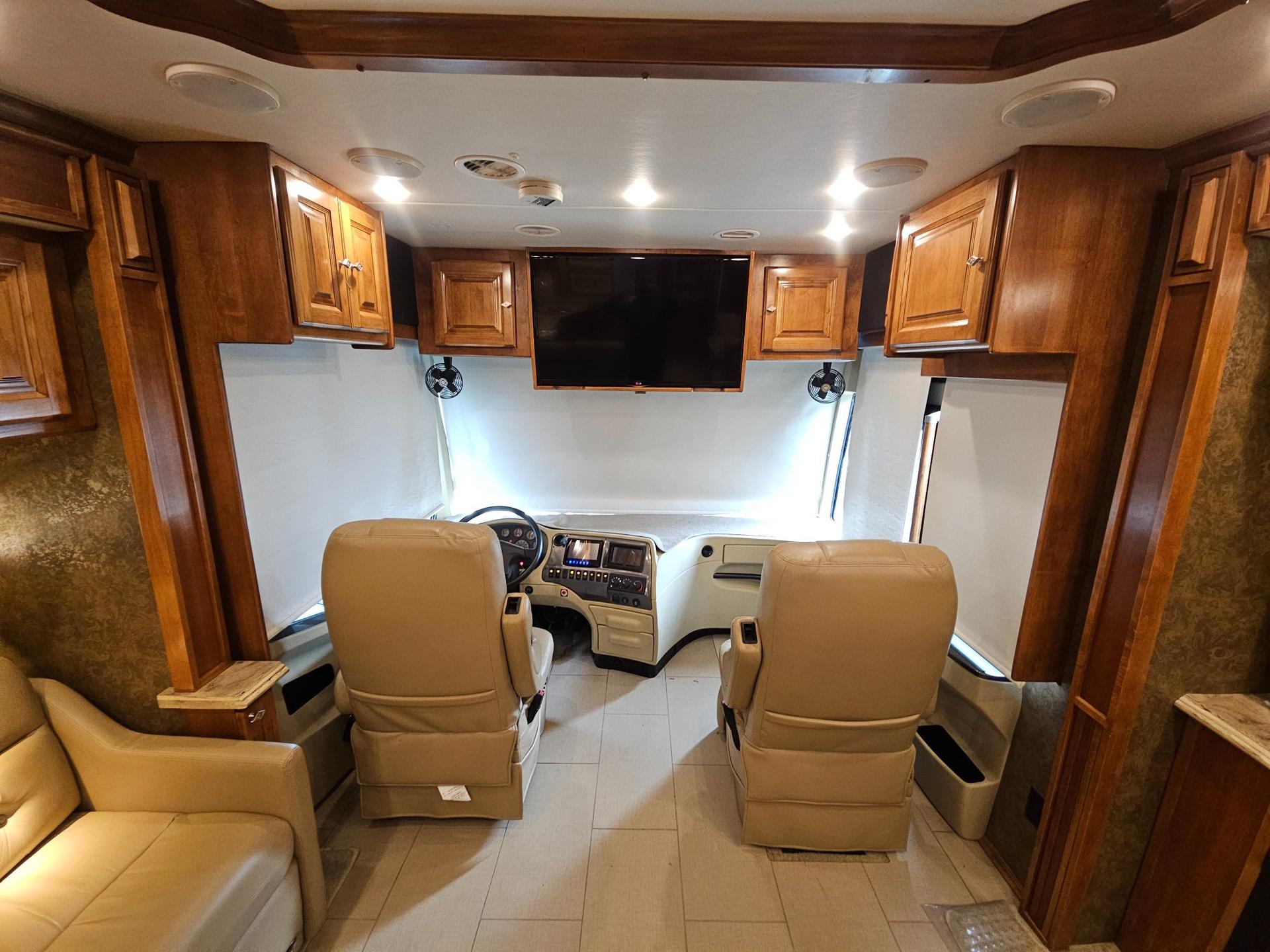 2014 Tiffin Motorhome 2014 Tiffin Motorhome Phaeton - thumbnail 49