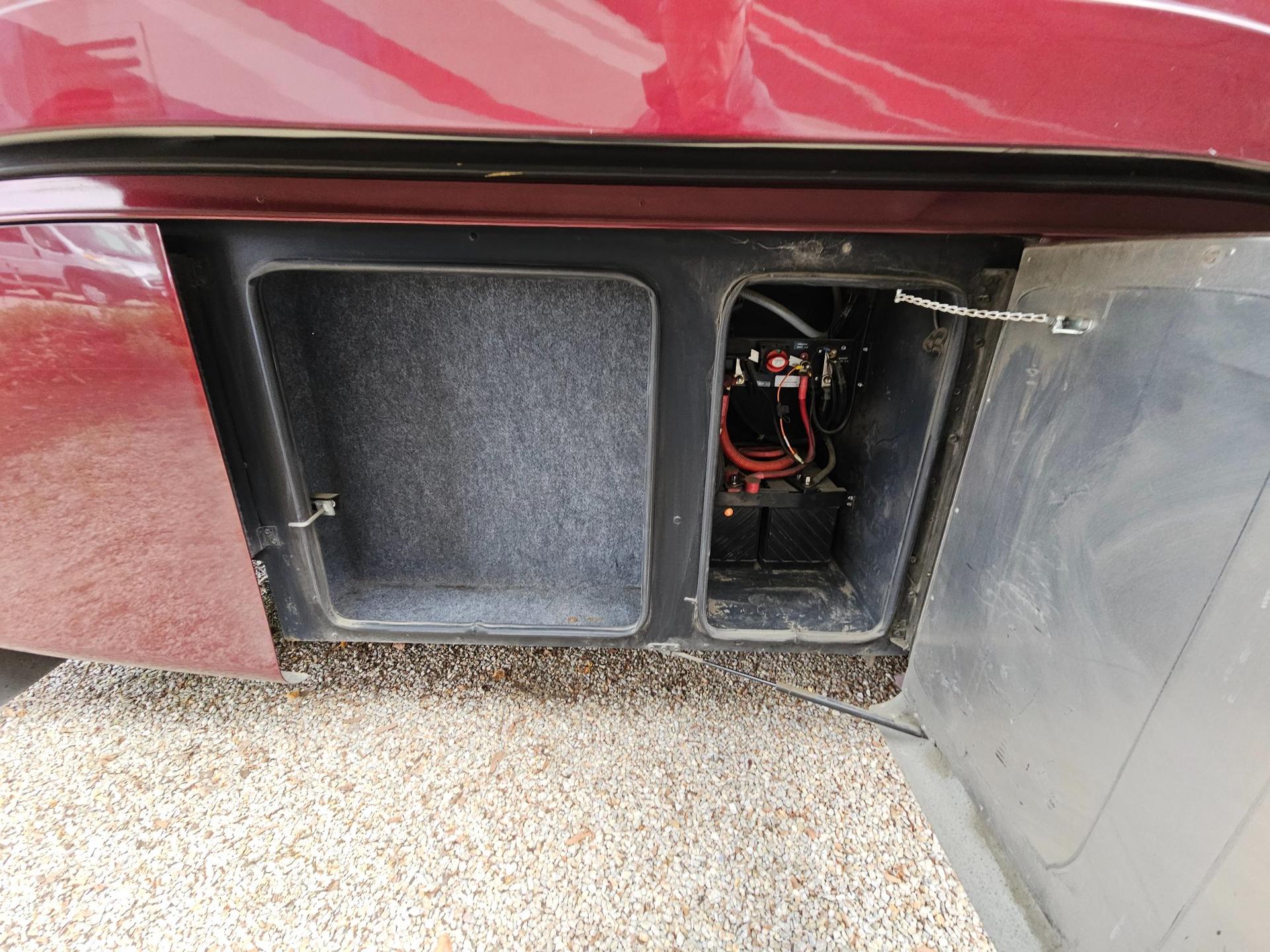 2014 Tiffin Motorhome 2014 Tiffin Motorhome Phaeton - thumbnail 61