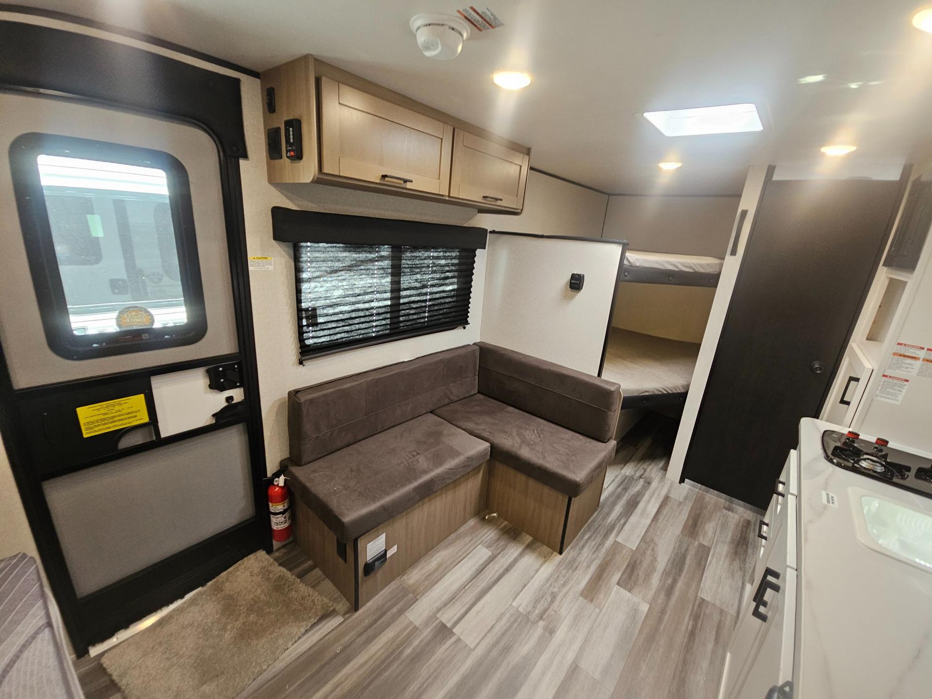 2026 Jayco 2026 Jayco Jay Flight SLX - thumbnail 16