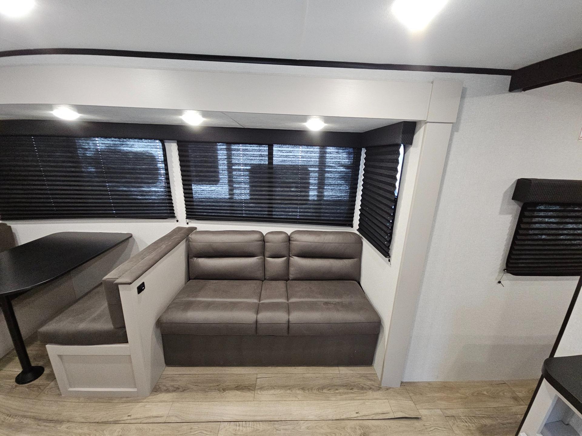 2026 Jayco 2026 Jayco Jay Feather SL - thumbnail 7