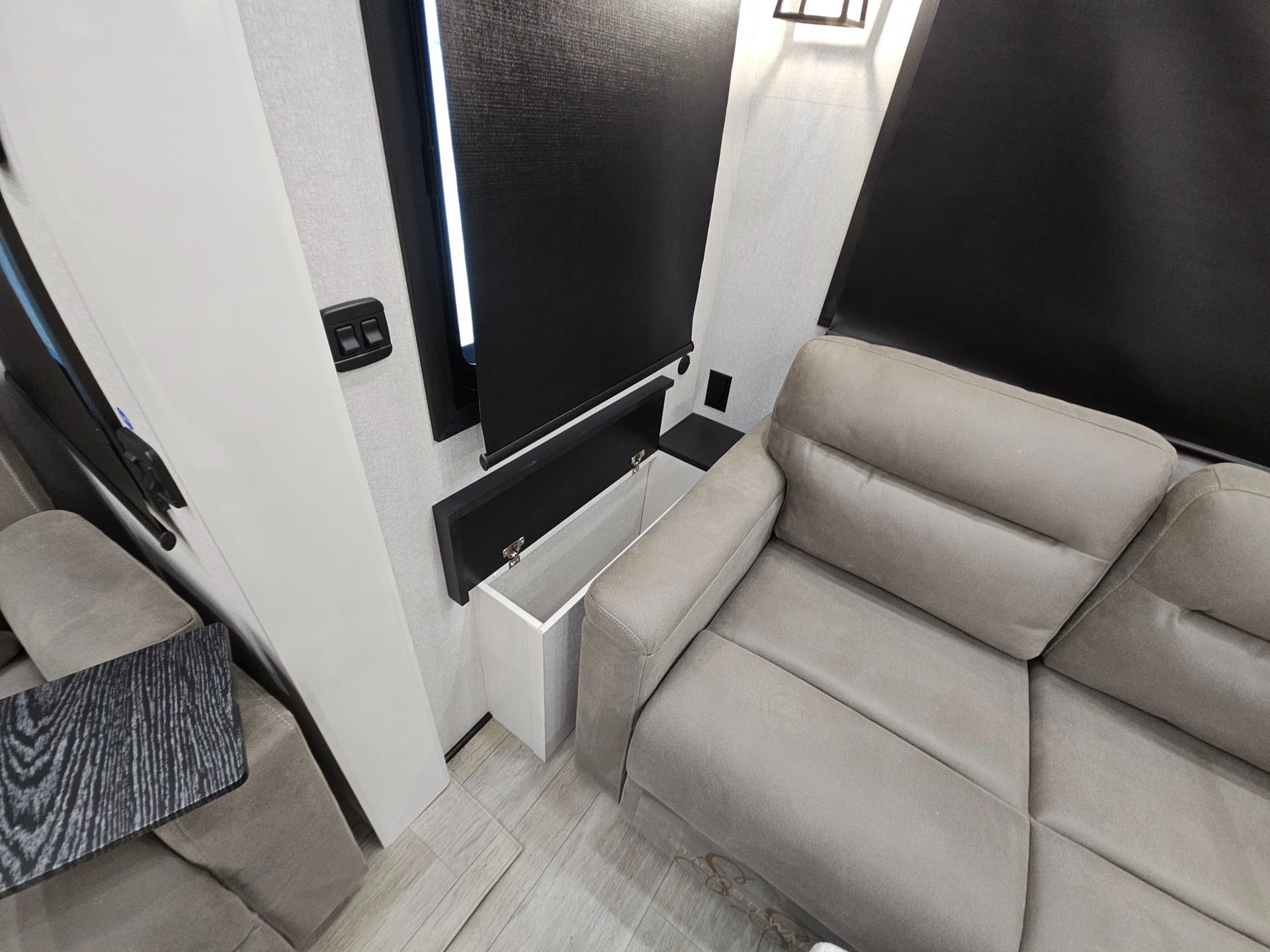 2026 Jayco 2026 Jayco Pinnacle - thumbnail 15