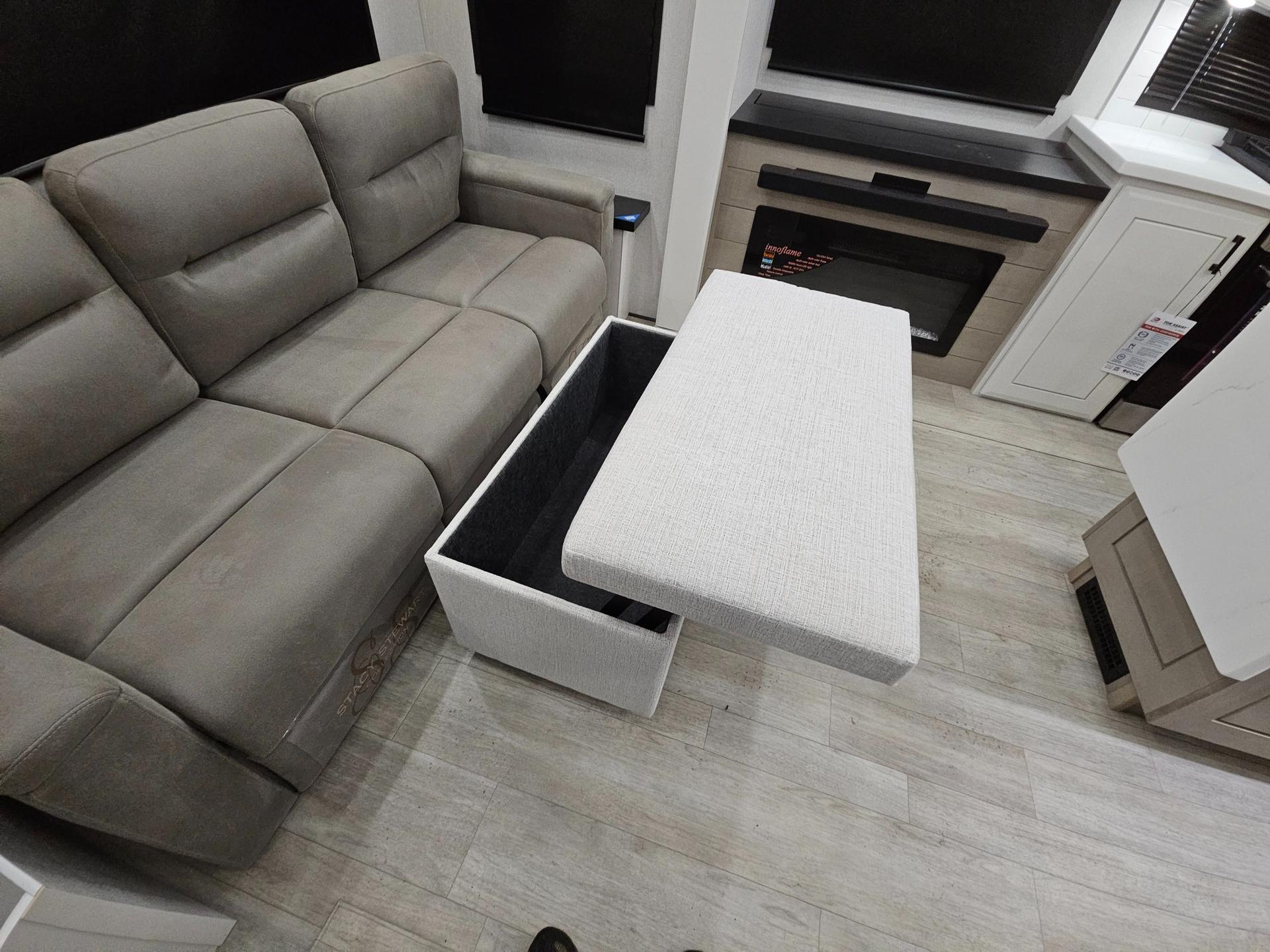 2026 Jayco 2026 Jayco Pinnacle - thumbnail 16