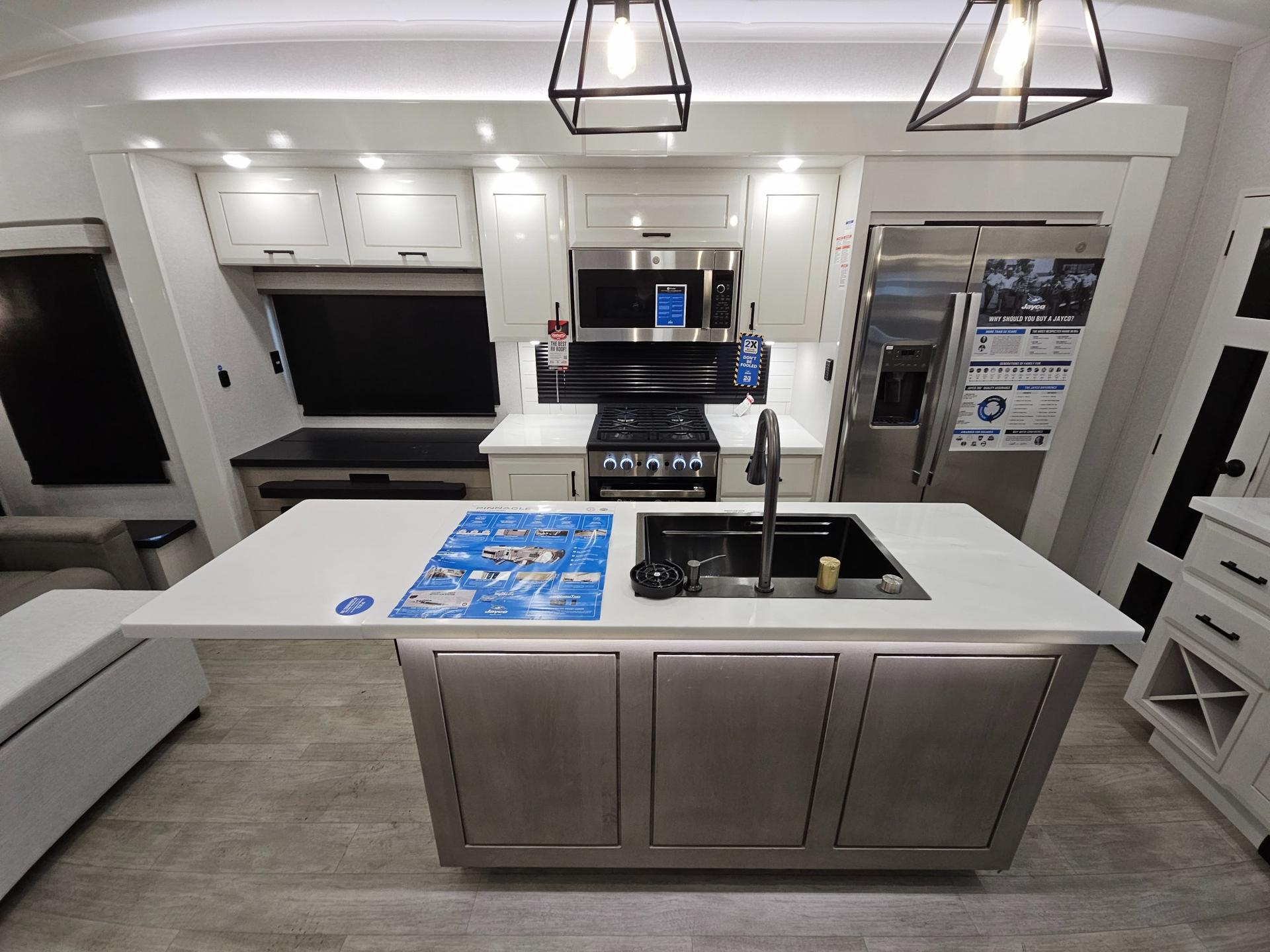 2026 Jayco 2026 Jayco Pinnacle - thumbnail 22