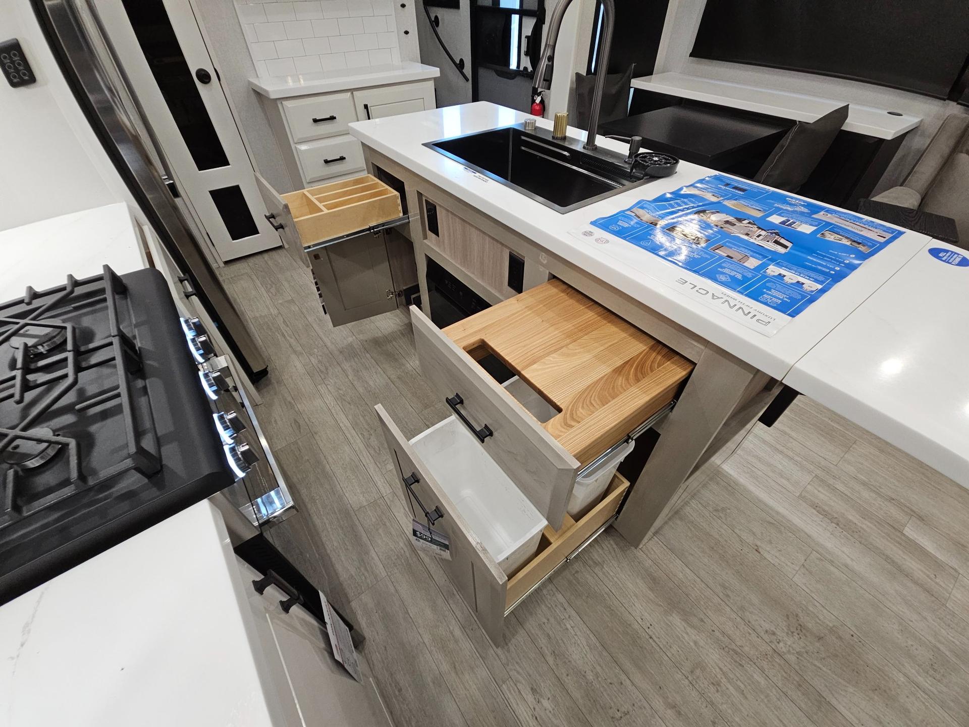 2026 Jayco 2026 Jayco Pinnacle - thumbnail 31