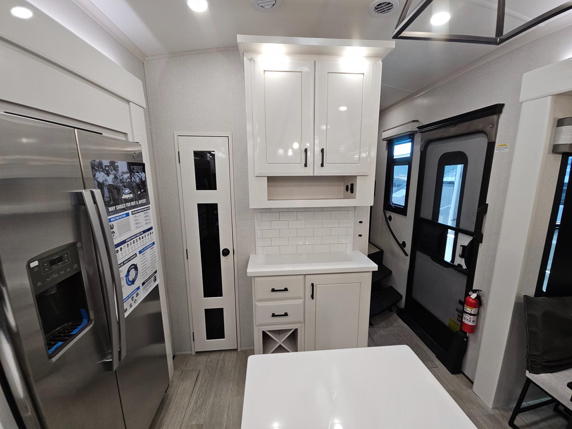 2026 Jayco 2026 Jayco Pinnacle - thumbnail 32