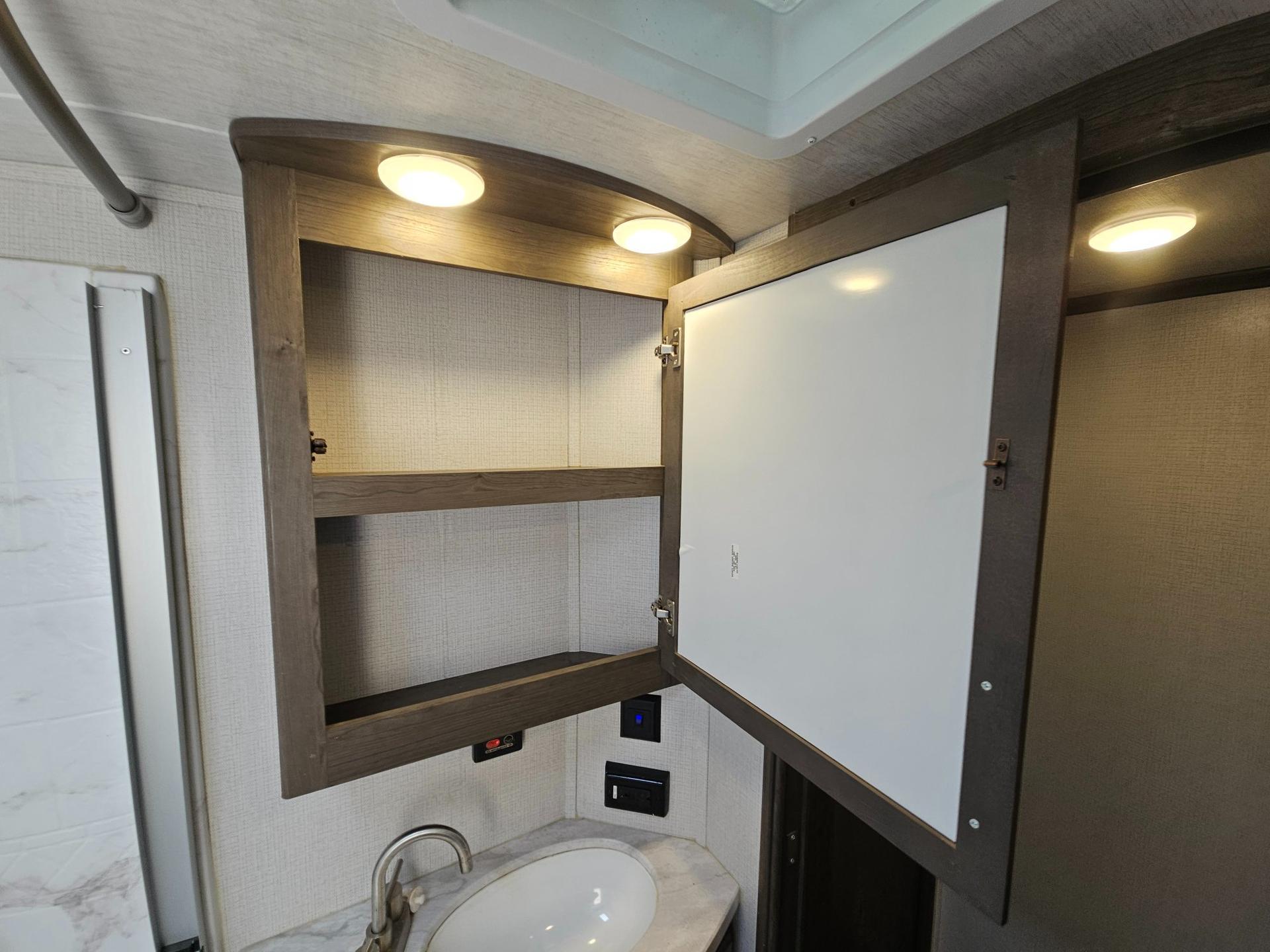 2023 Keystone RV 2023 Keystone RV Cougar Half-Ton - thumbnail 27