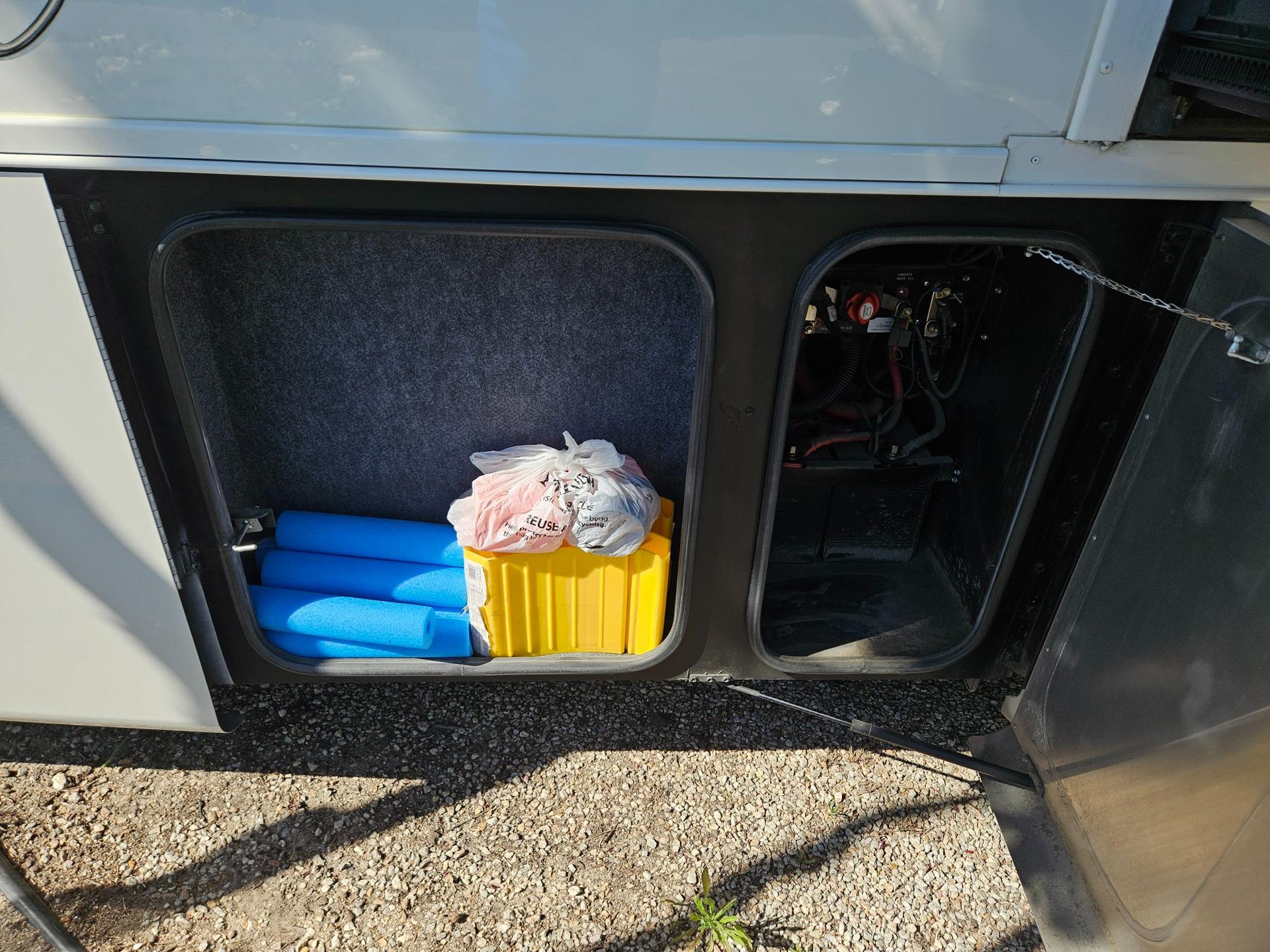 2015 Tiffin Motor Home 2015 Tiffin Motor Home Phaeton - thumbnail 70