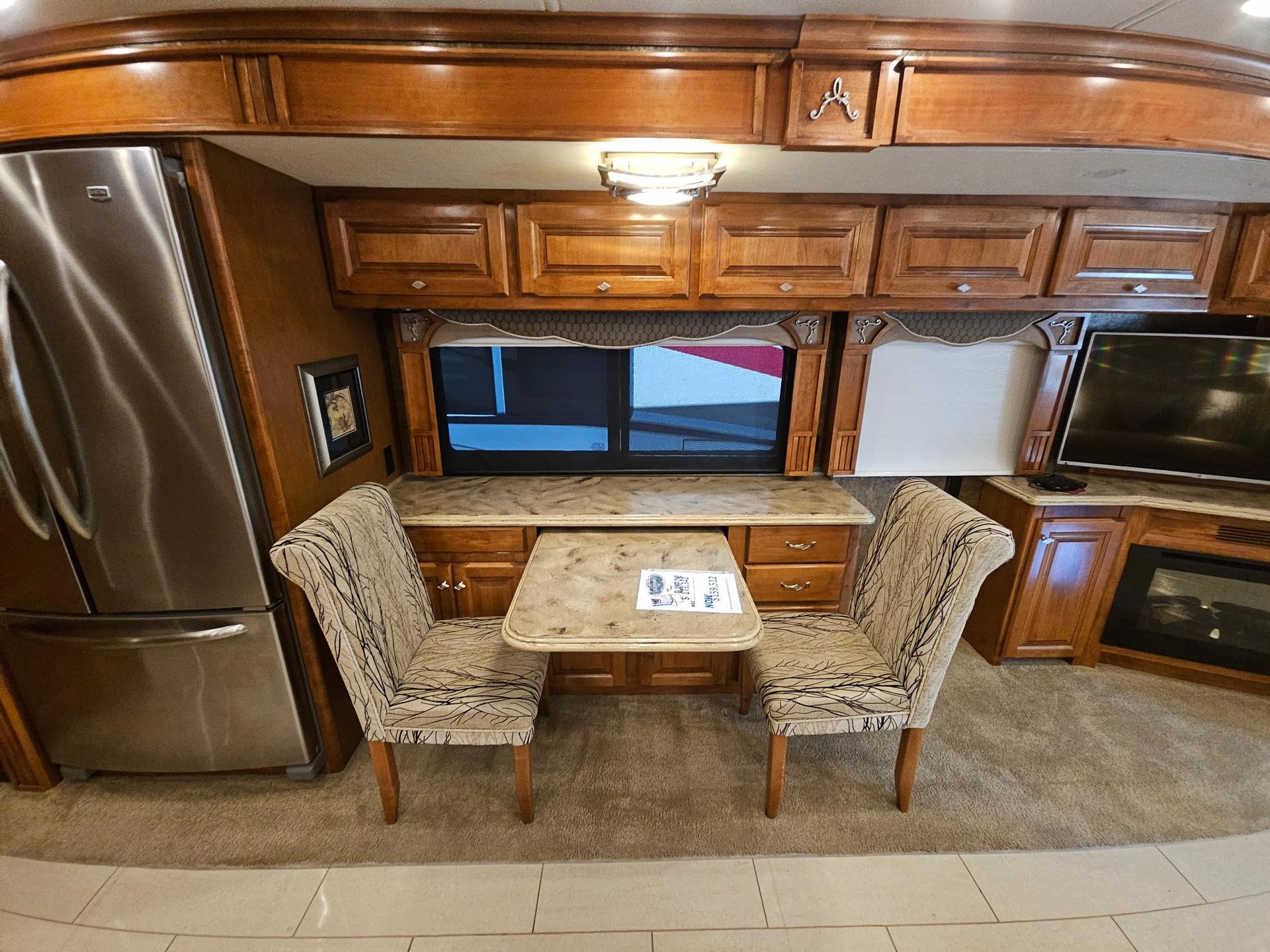 2015 Tiffin Motor Home 2015 Tiffin Motor Home Phaeton - thumbnail 11