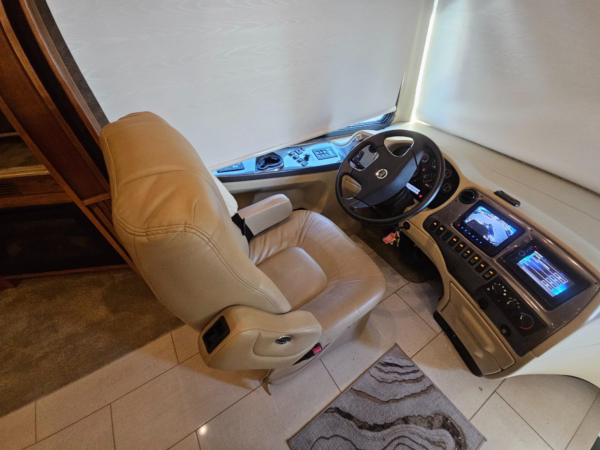 2015 Tiffin Motor Home 2015 Tiffin Motor Home Phaeton - thumbnail 56