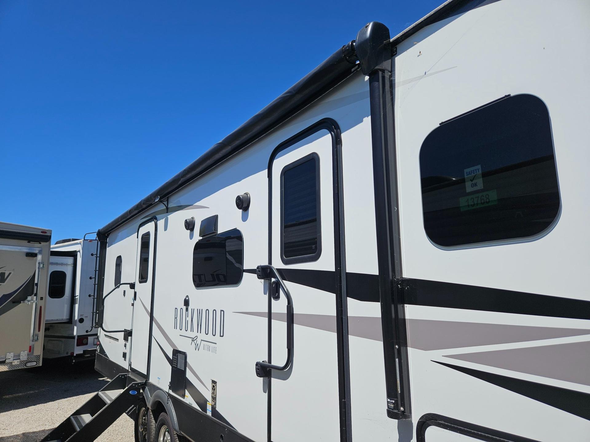 2024 Forest River RV 2024 Forest River RV Rockwood Ultra Lite - thumbnail 8