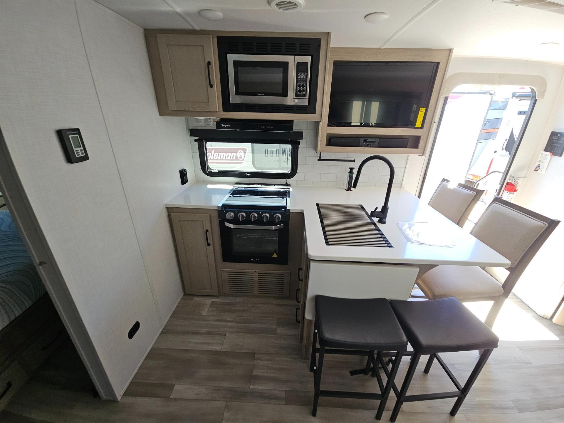 2024 Forest River RV 2024 Forest River RV Rockwood Ultra Lite - thumbnail 26