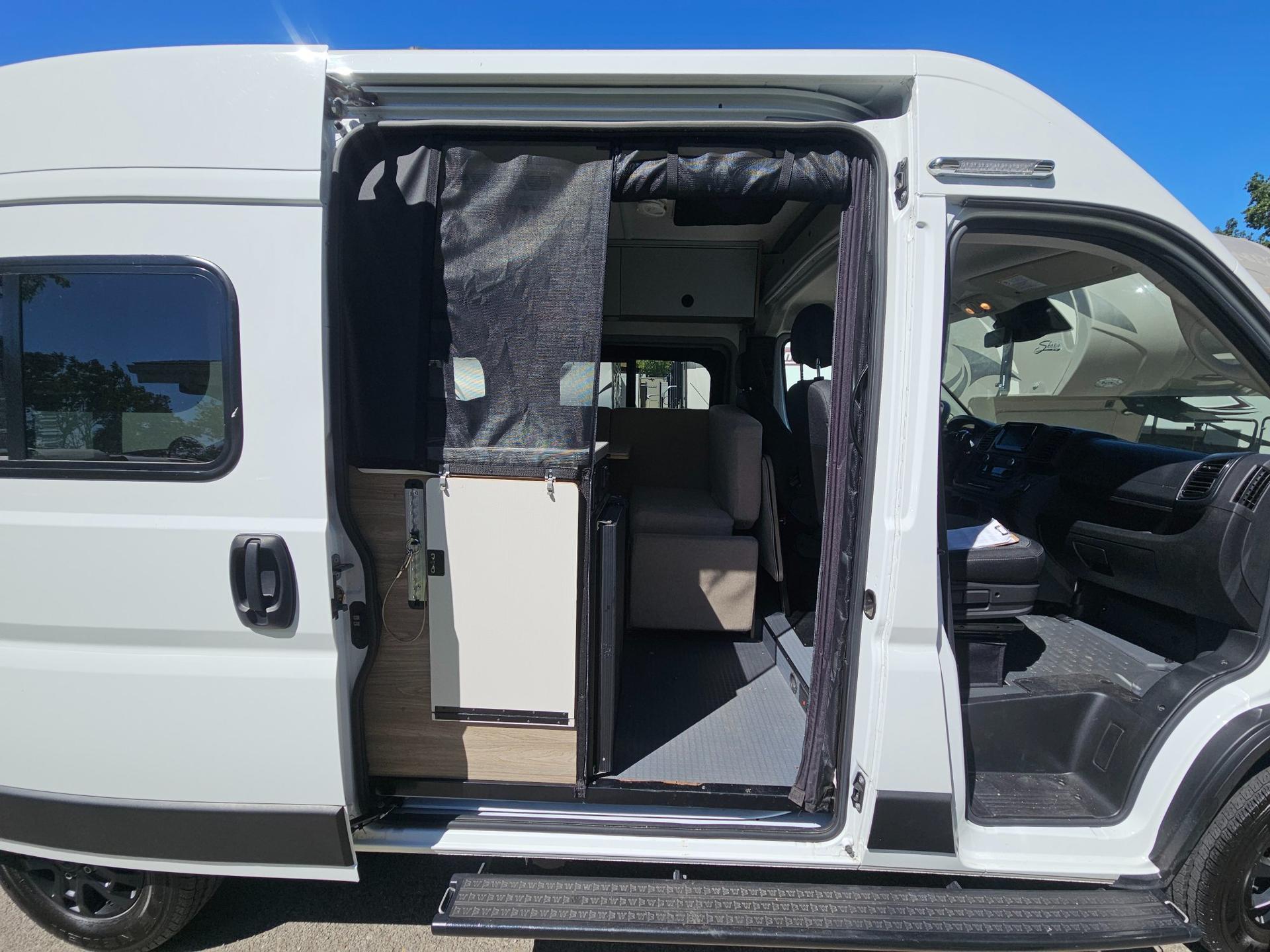 2024 Winnebago 2024 Winnebago Solis Pocket - thumbnail 21