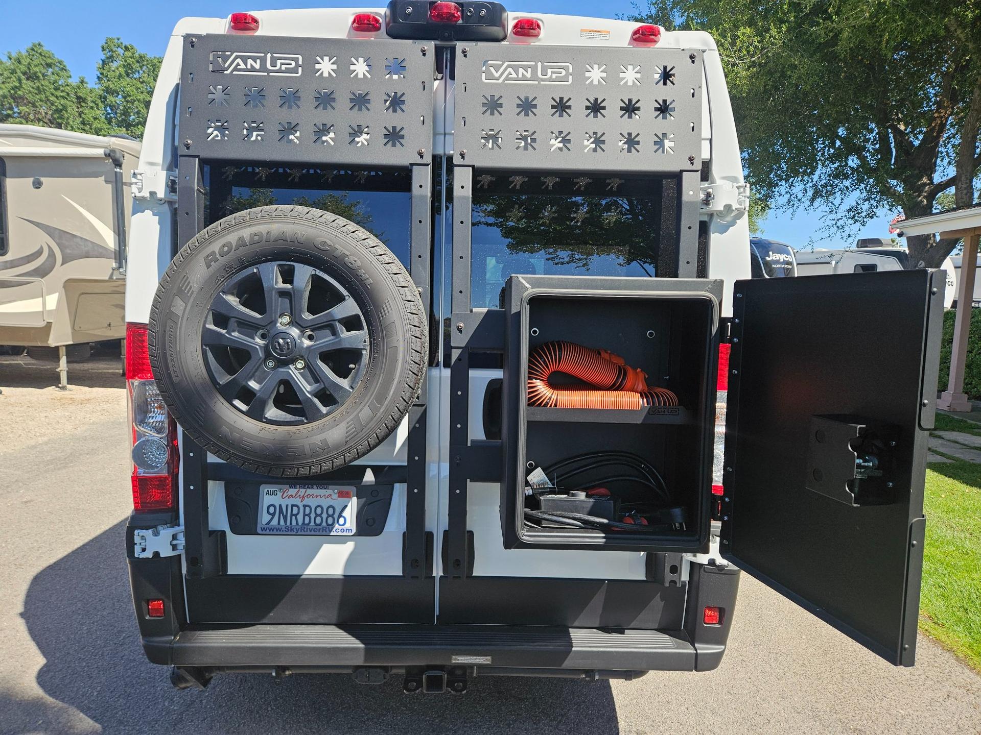 2024 Winnebago 2024 Winnebago Solis Pocket - thumbnail 31