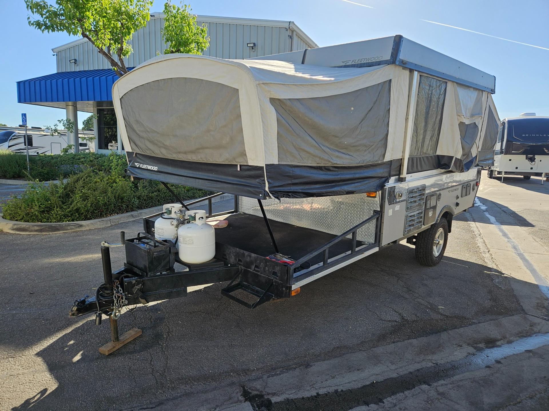 2006 Fleetwood 2006 Fleetwood Evolution Series - thumbnail 4