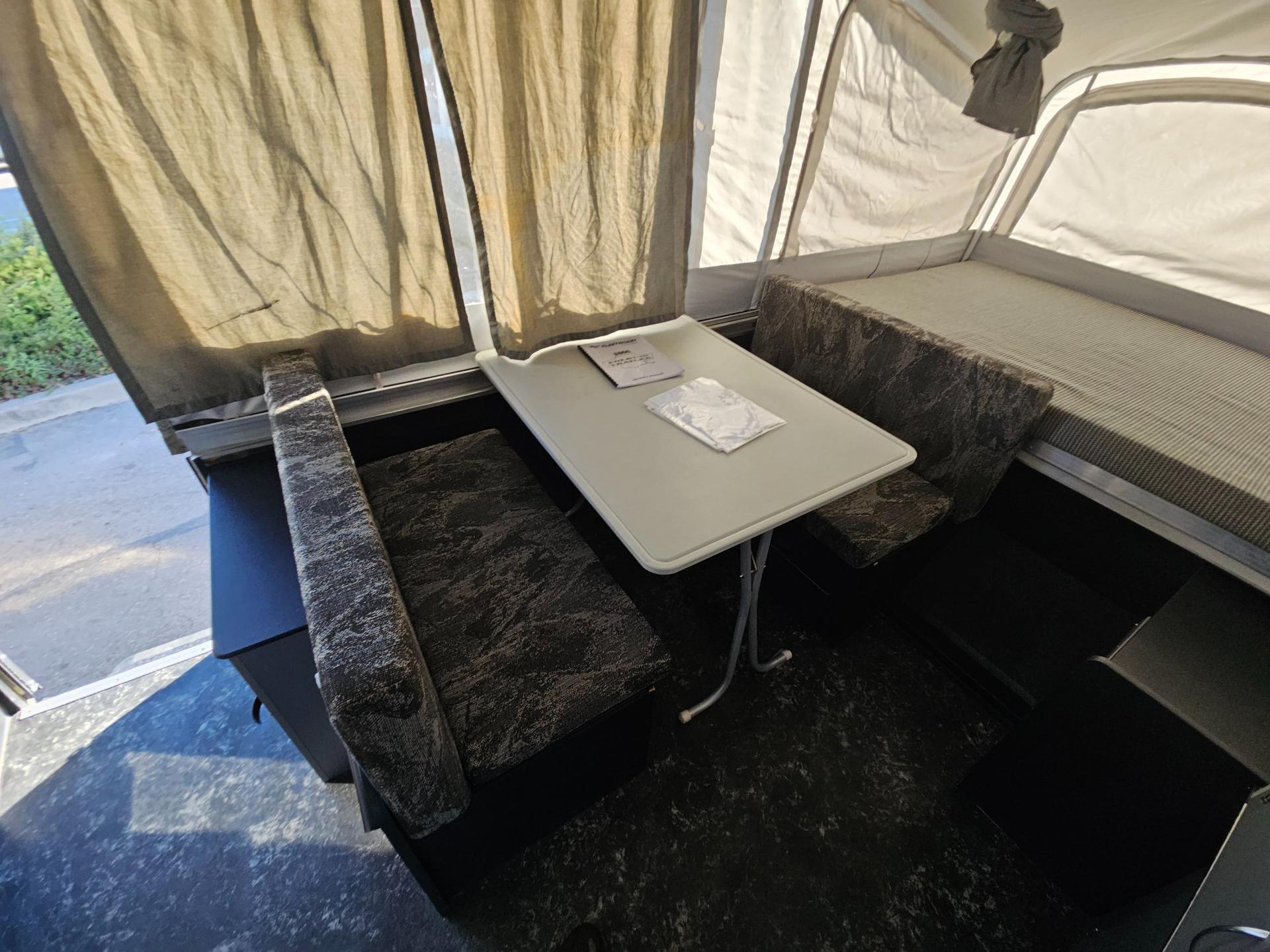 2006 Fleetwood 2006 Fleetwood Evolution Series - thumbnail 7