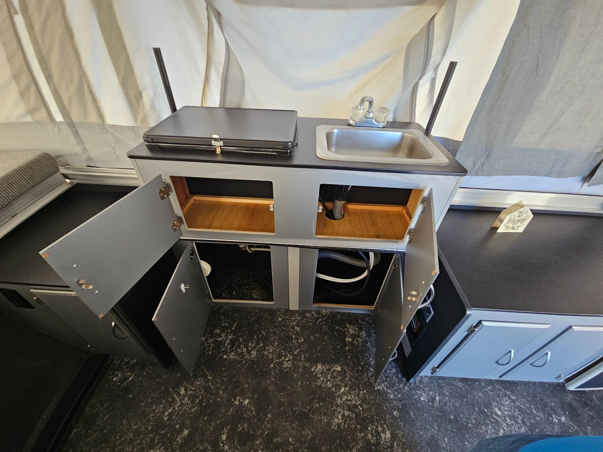 2006 Fleetwood 2006 Fleetwood Evolution Series - thumbnail 17