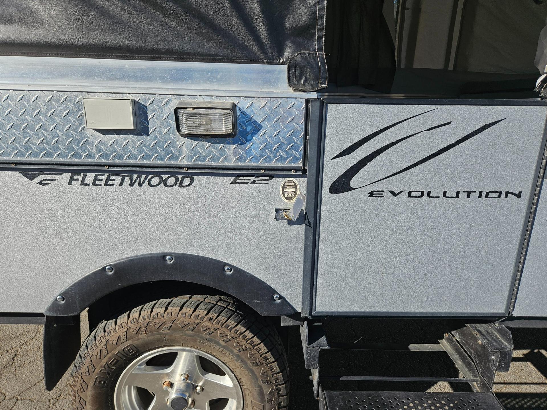 2006 Fleetwood 2006 Fleetwood Evolution Series - thumbnail 23