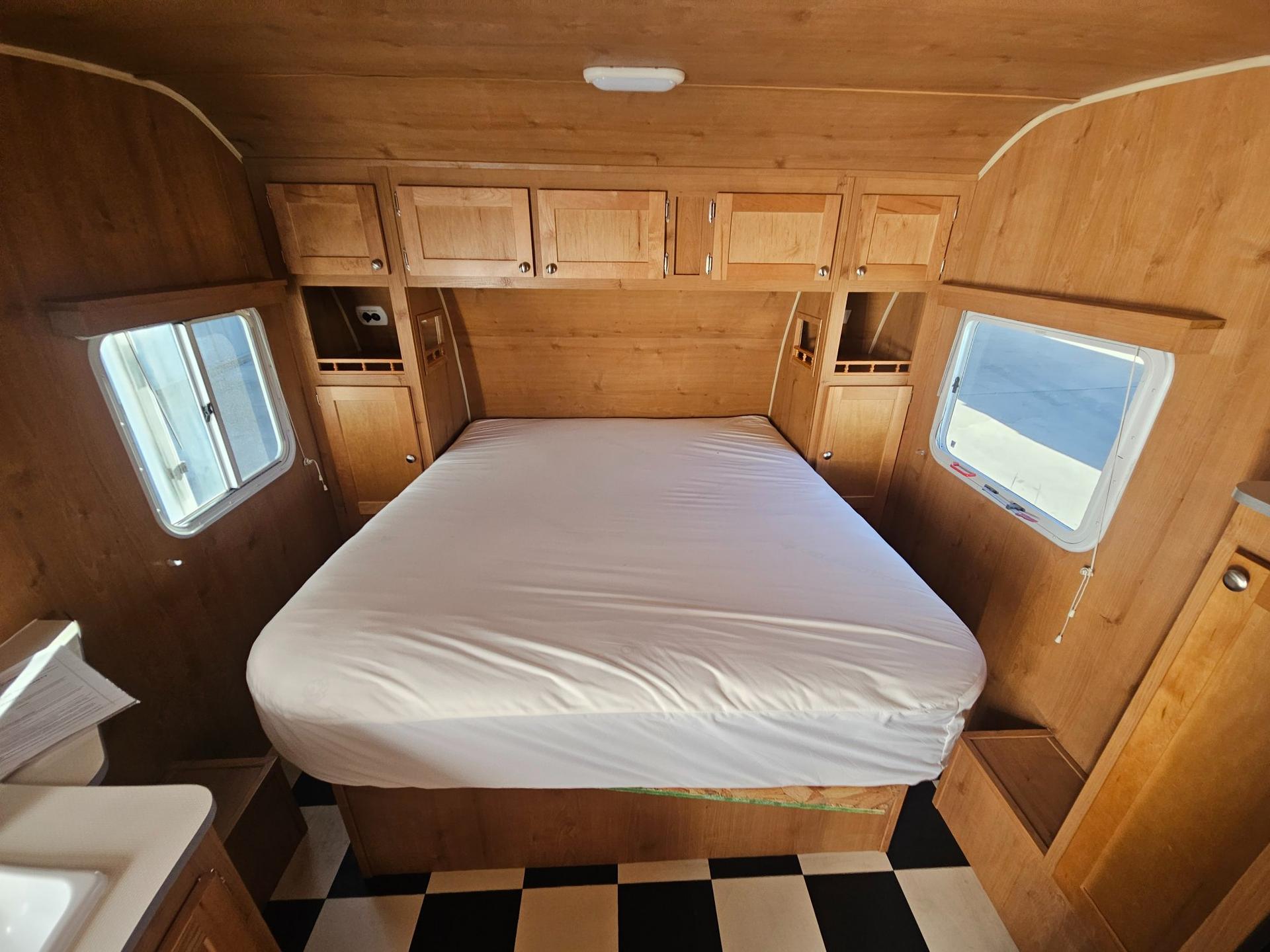 2017 Riverside RV 2017 Riverside RV Retro - thumbnail 10