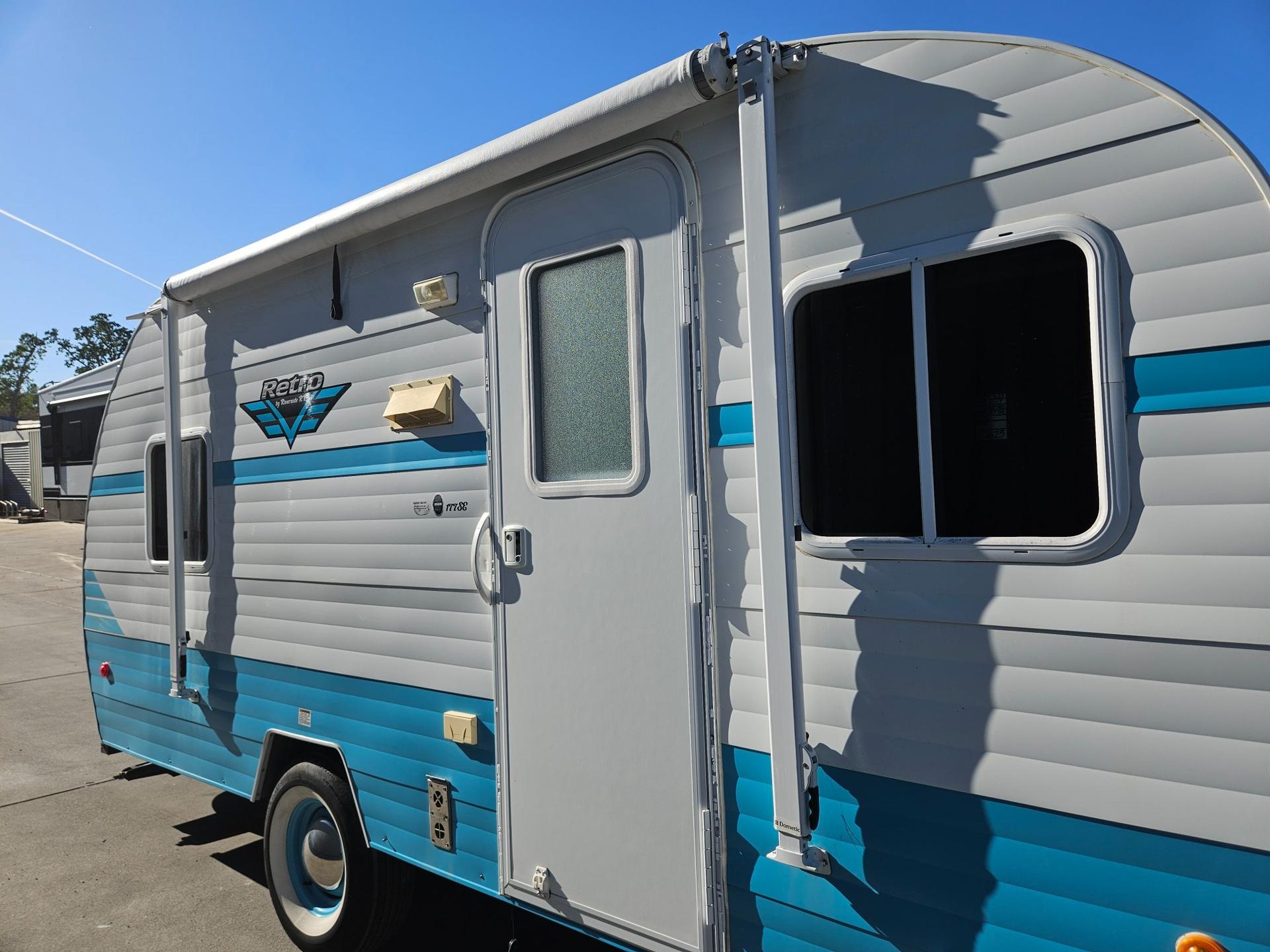 2017 Riverside RV 2017 Riverside RV Retro - thumbnail 19