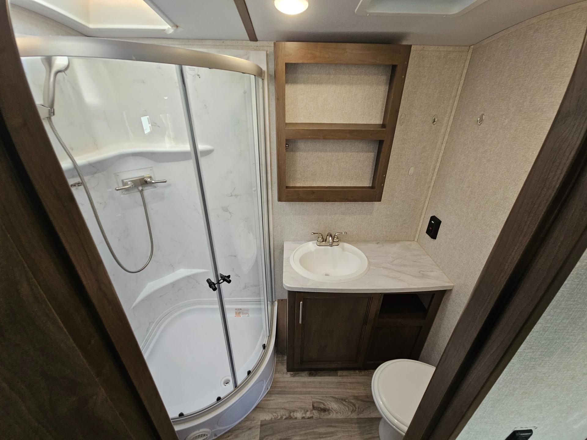 2021 Keystone RV 2021 Keystone RV Cougar Half-Ton - thumbnail 22