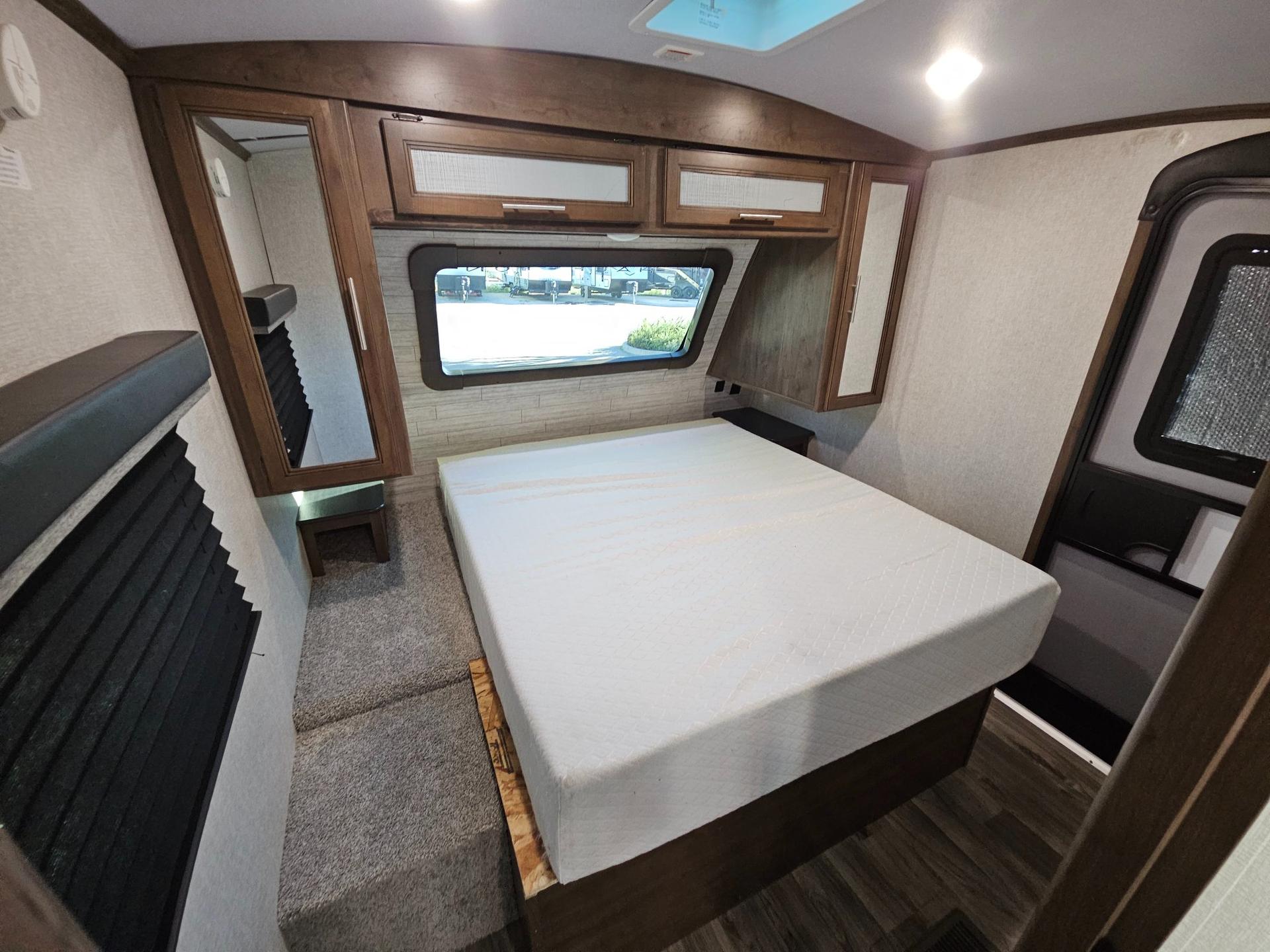 2021 Keystone RV 2021 Keystone RV Cougar Half-Ton - thumbnail 29