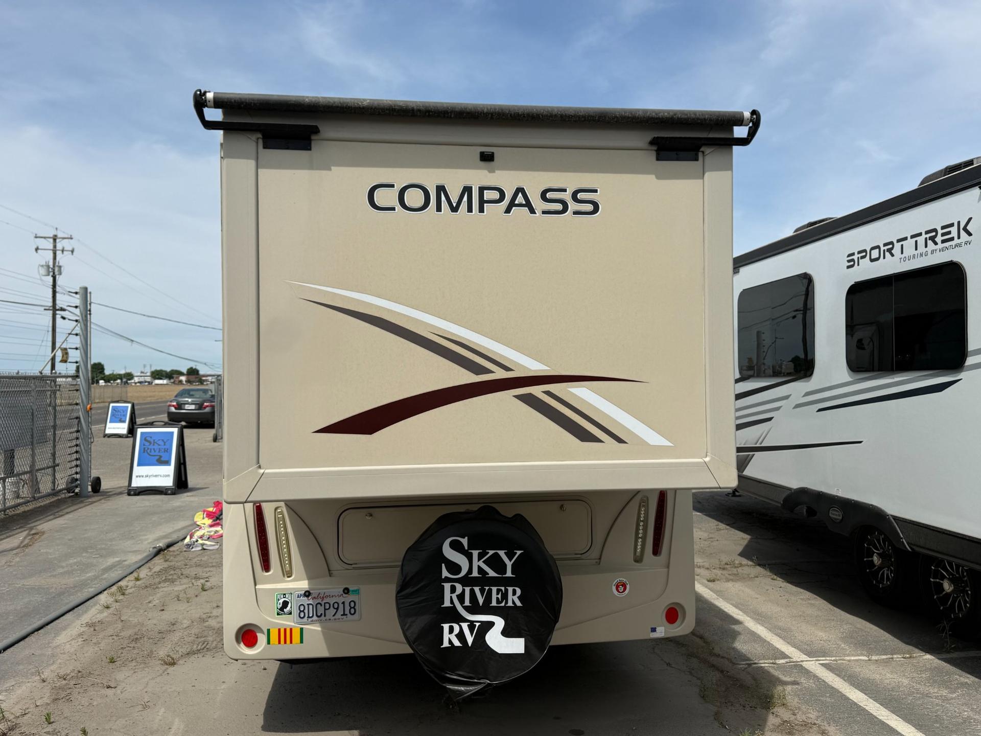 2018 Thor Motor Coach 2018 Thor Motor Coach Compass - thumbnail 5