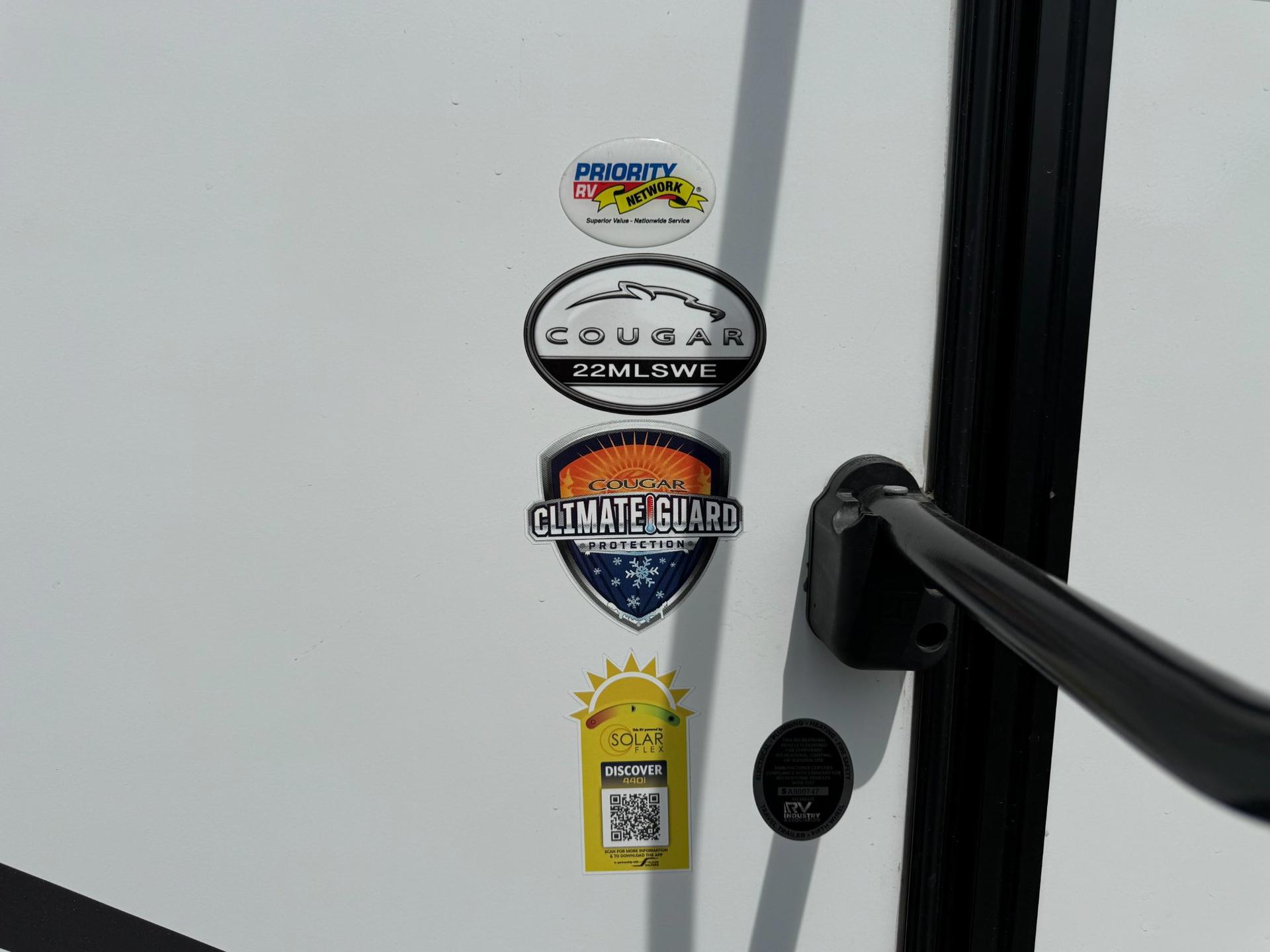 2024 Keystone RV 2024 Keystone RV Cougar Half-Ton - thumbnail 10