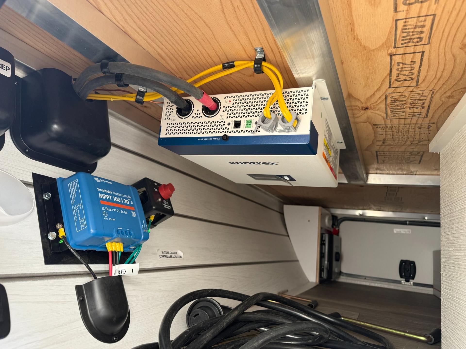 2024 Keystone RV 2024 Keystone RV Cougar Half-Ton - thumbnail 13