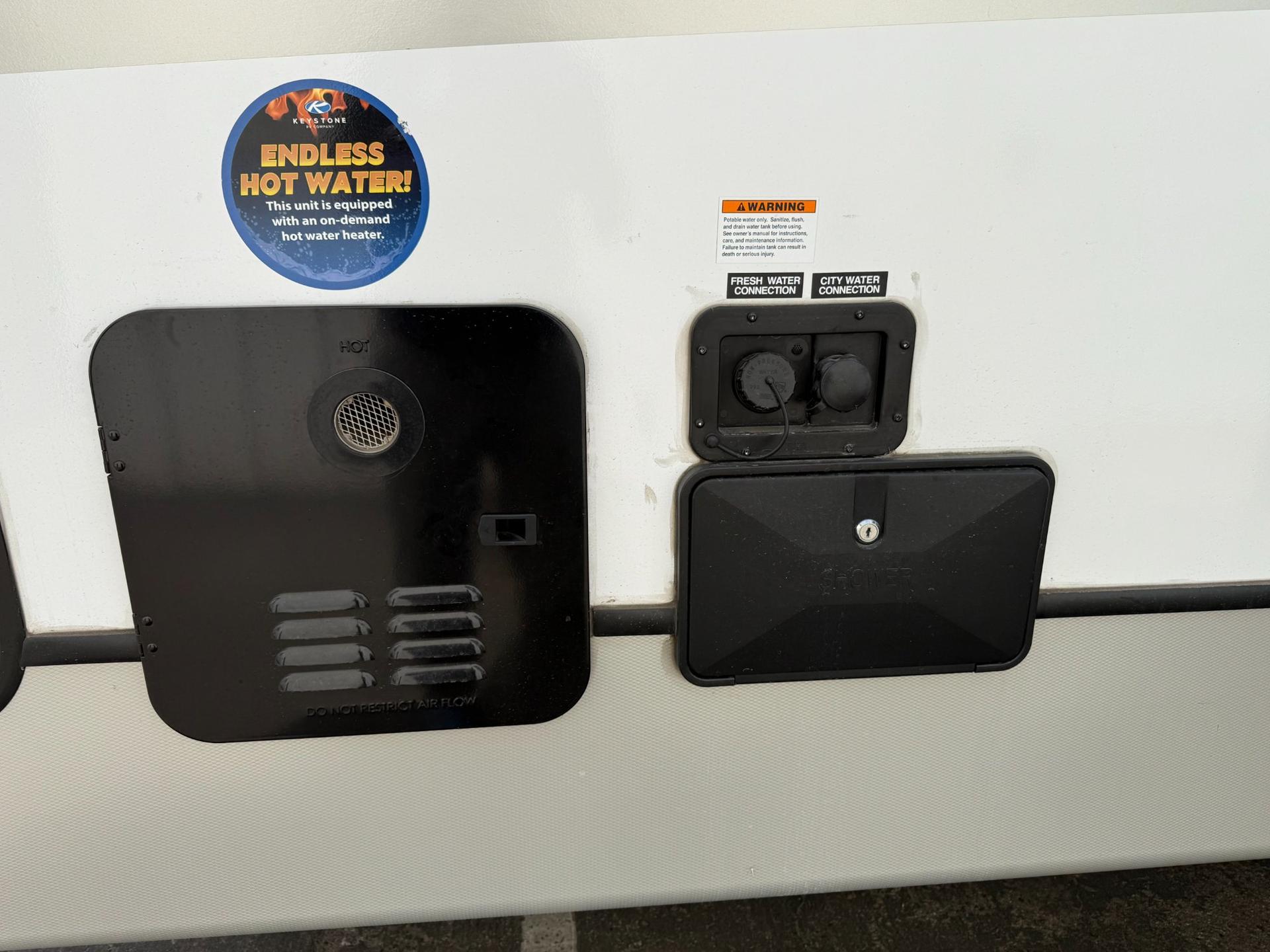 2024 Keystone RV 2024 Keystone RV Cougar Half-Ton - thumbnail 14