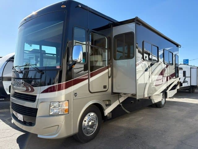 2015 Tiffin Motorhomes 2015 Tiffin Motorhomes Allegro Open Road - thumbnail 2