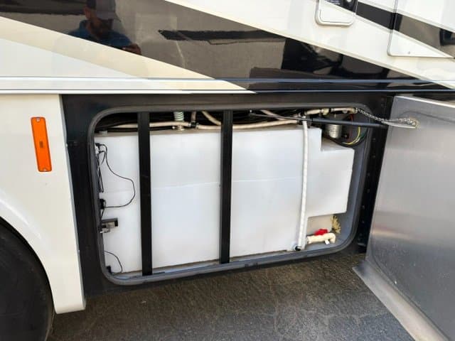 2015 Tiffin Motorhomes 2015 Tiffin Motorhomes Allegro Open Road - thumbnail 6