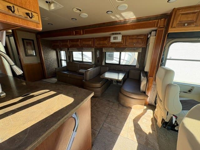 2015 Tiffin Motorhomes 2015 Tiffin Motorhomes Allegro Open Road - thumbnail 9